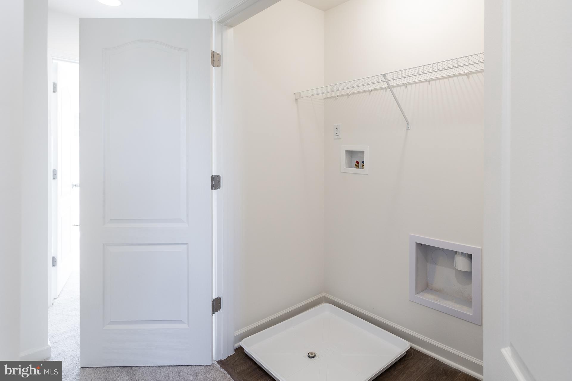 ARCHERS ROCK - Residential