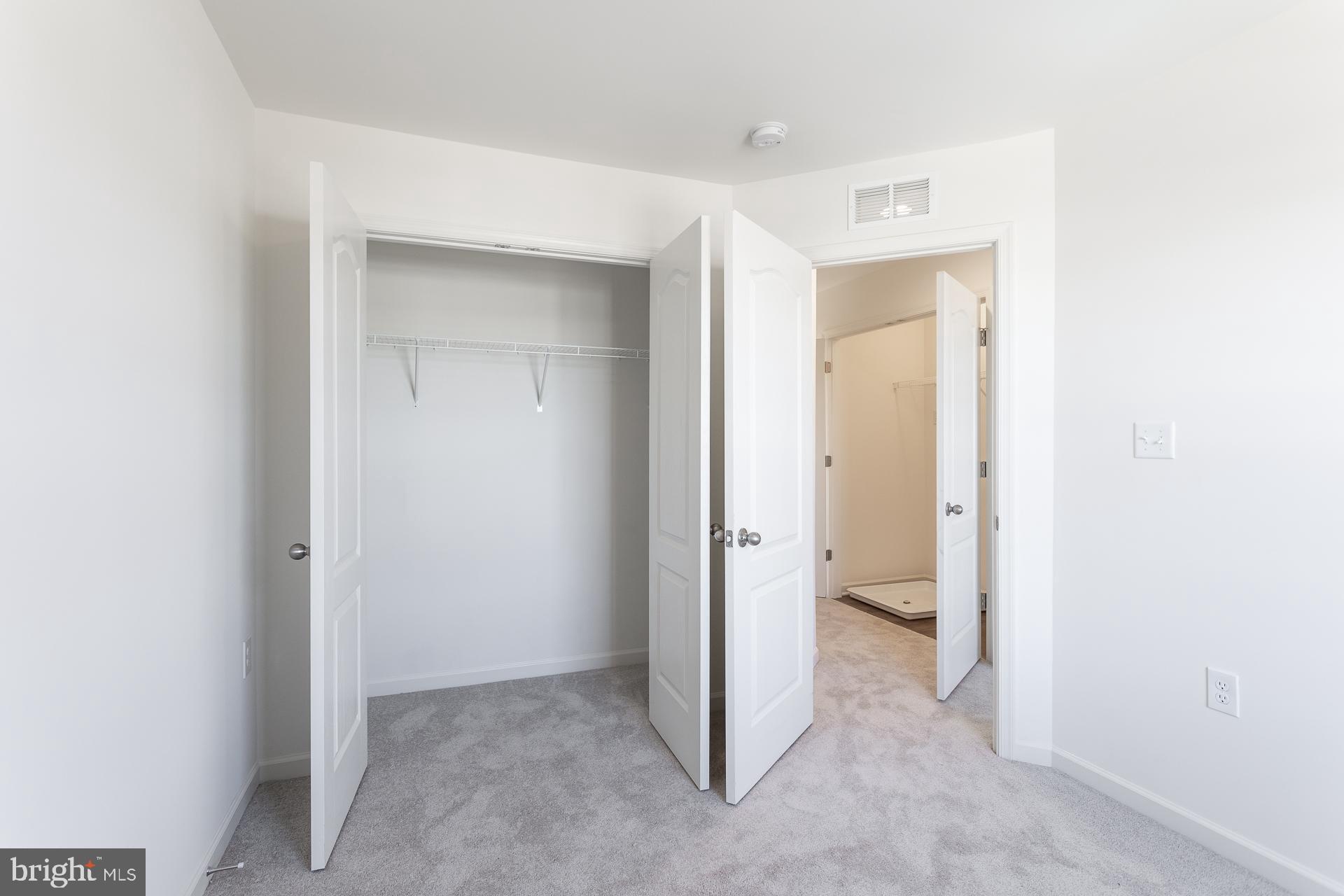 ARCHERS ROCK - Residential