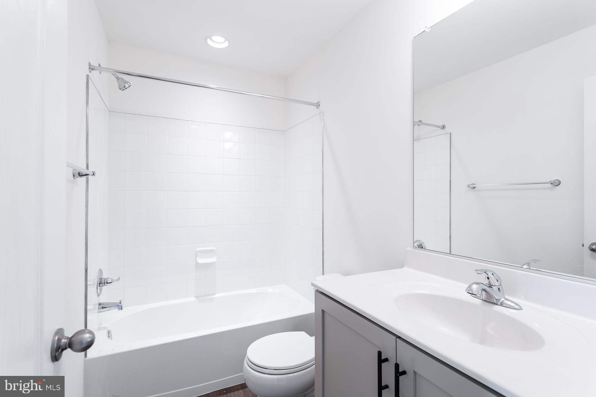 ARCHERS ROCK - Residential