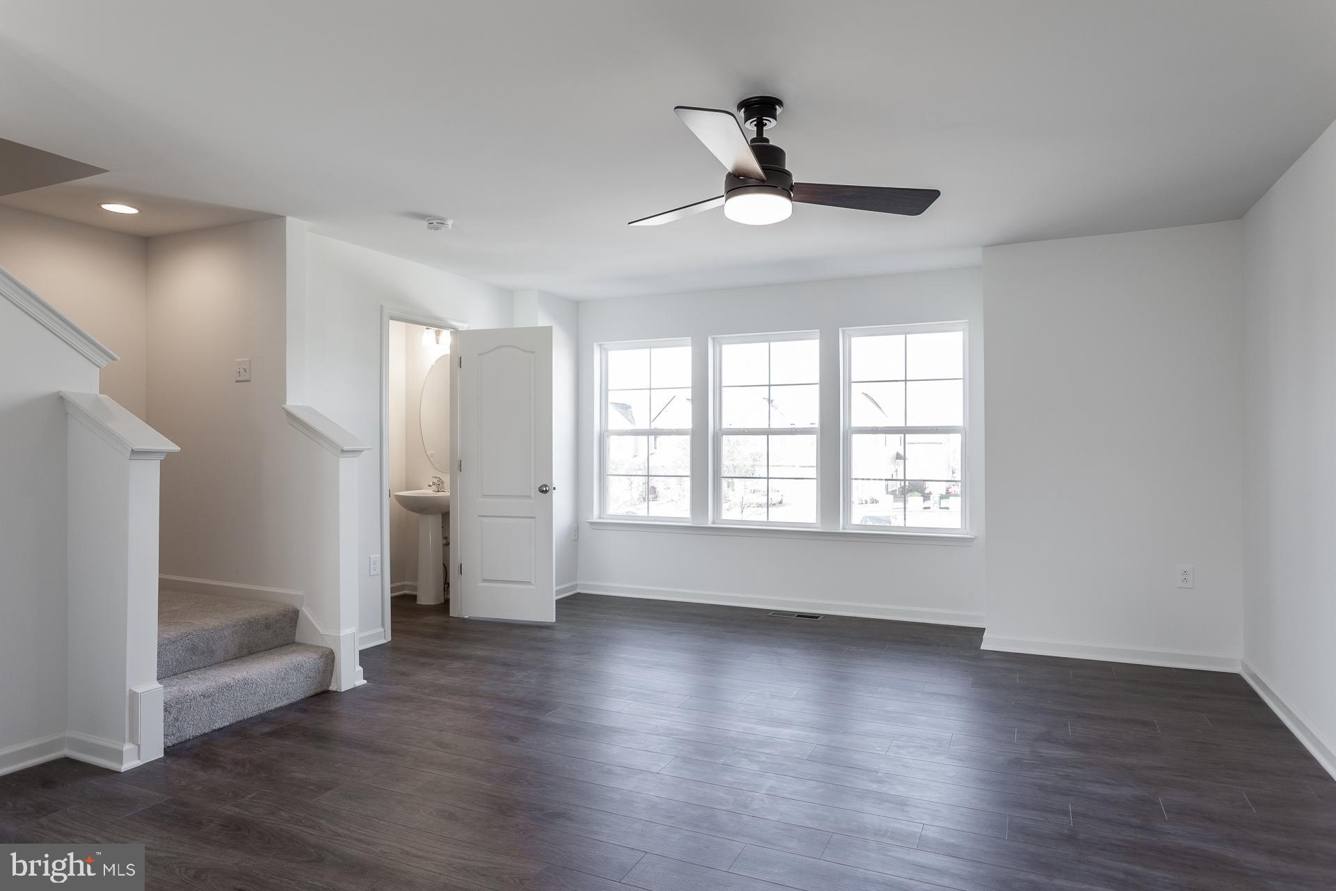 ARCHERS ROCK - Residential