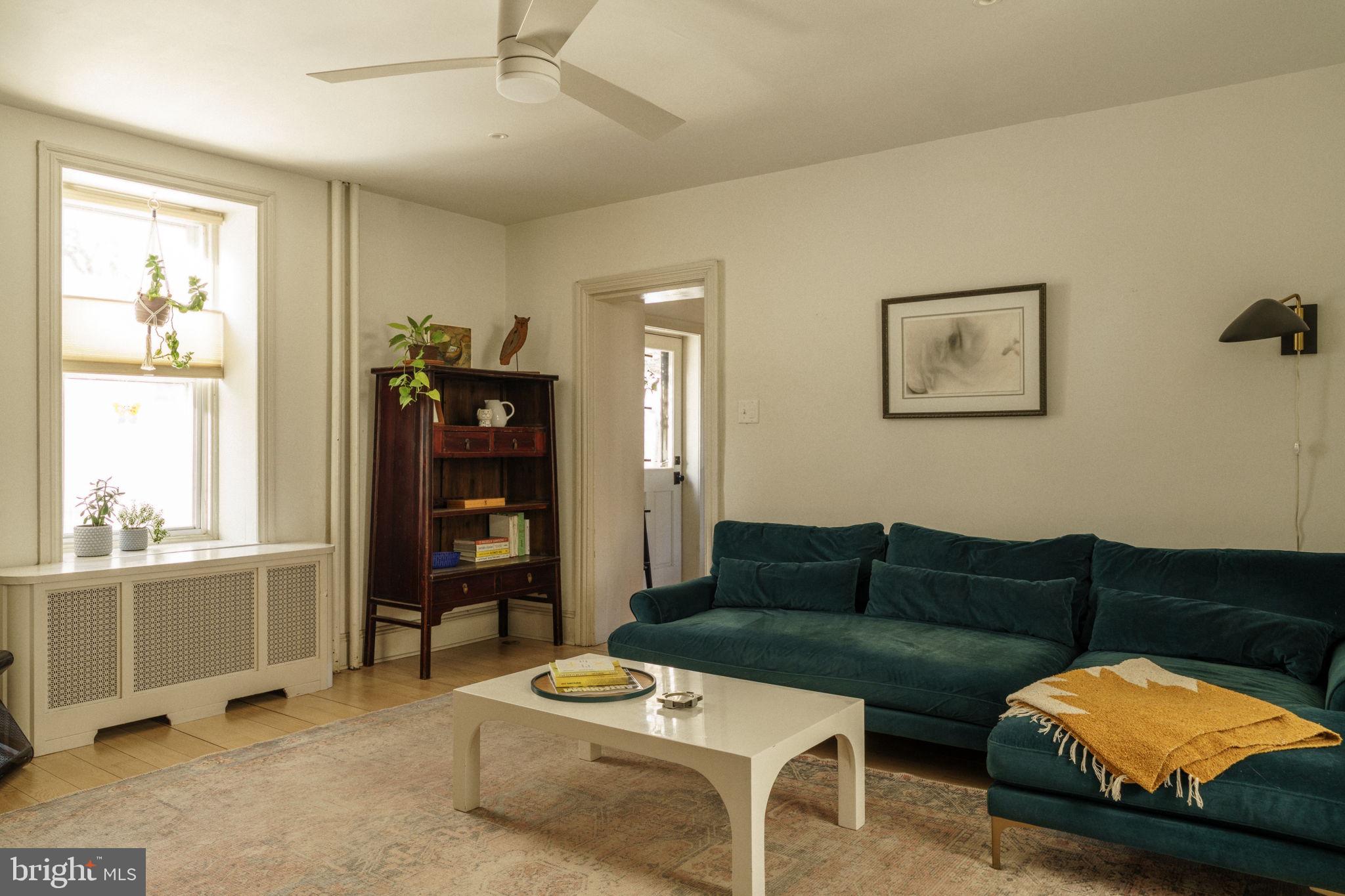 CHESTNUT HILL - Residential