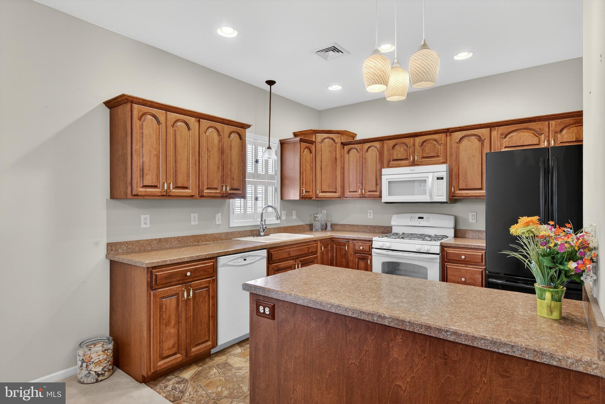BROOKSHIRE - Residential
