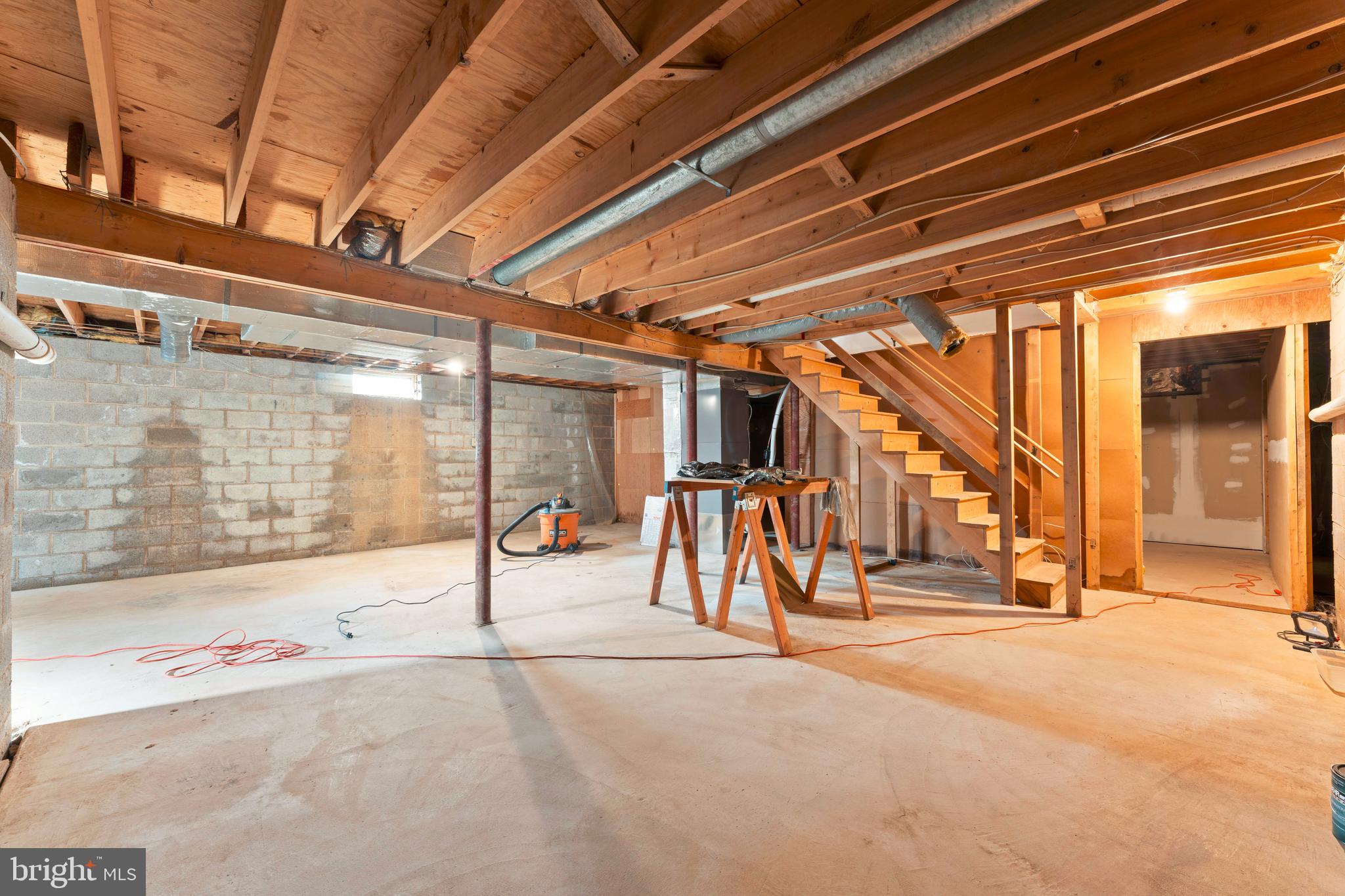 HOLLAND ACRES - Residential