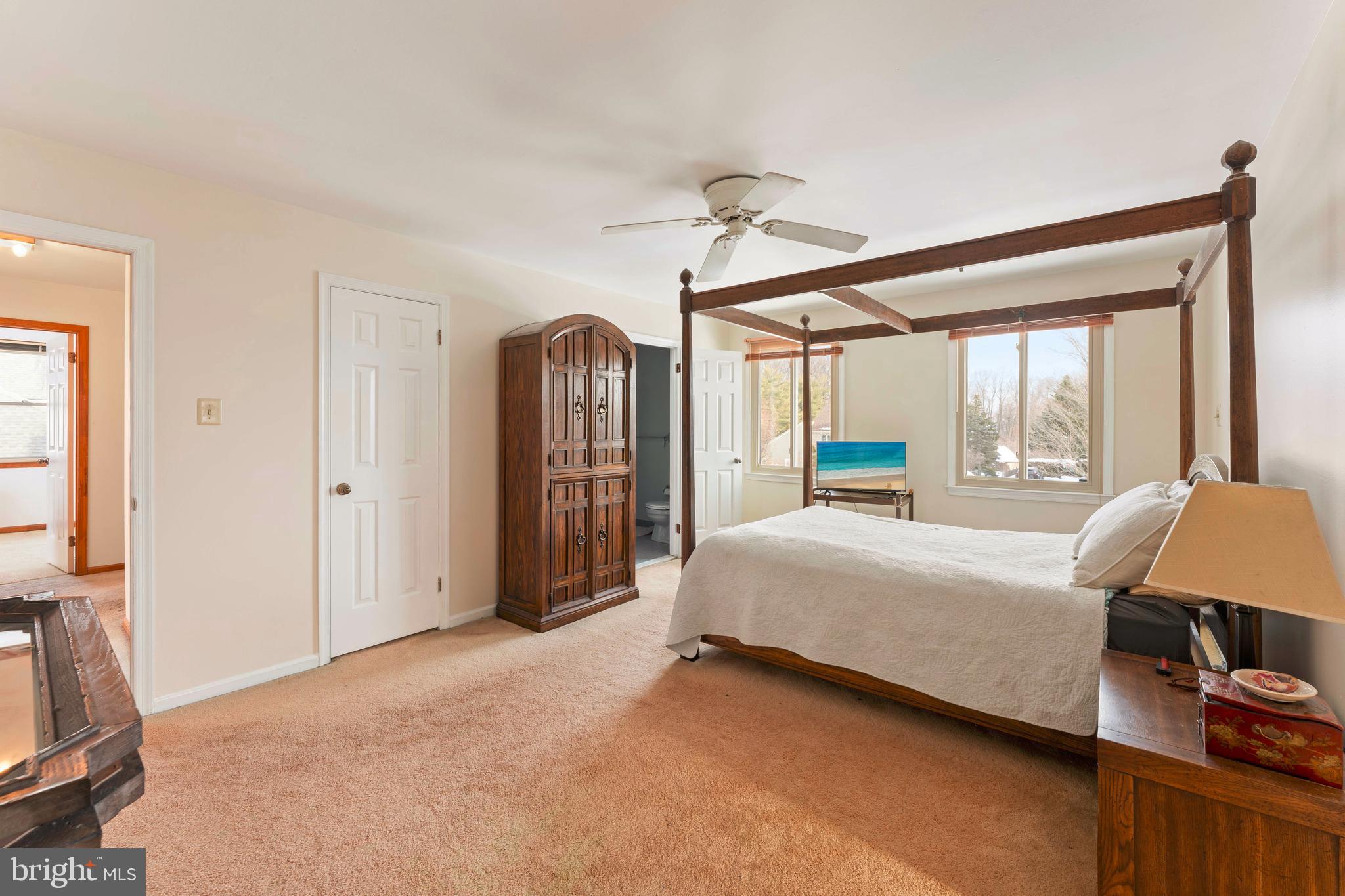 HOLLAND ACRES - Residential