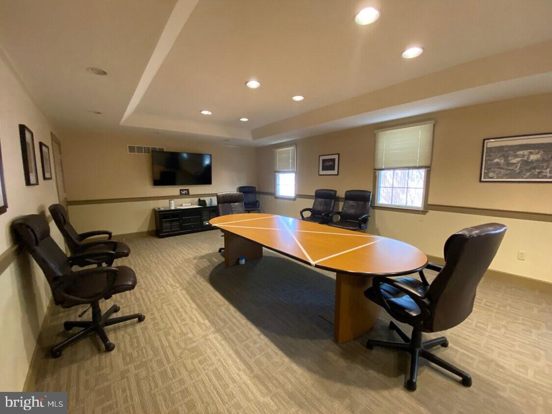 NEW BRITIAN - Commercial Lease