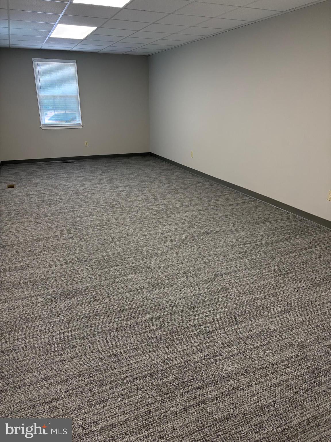 NEW BRITIAN - Commercial Lease