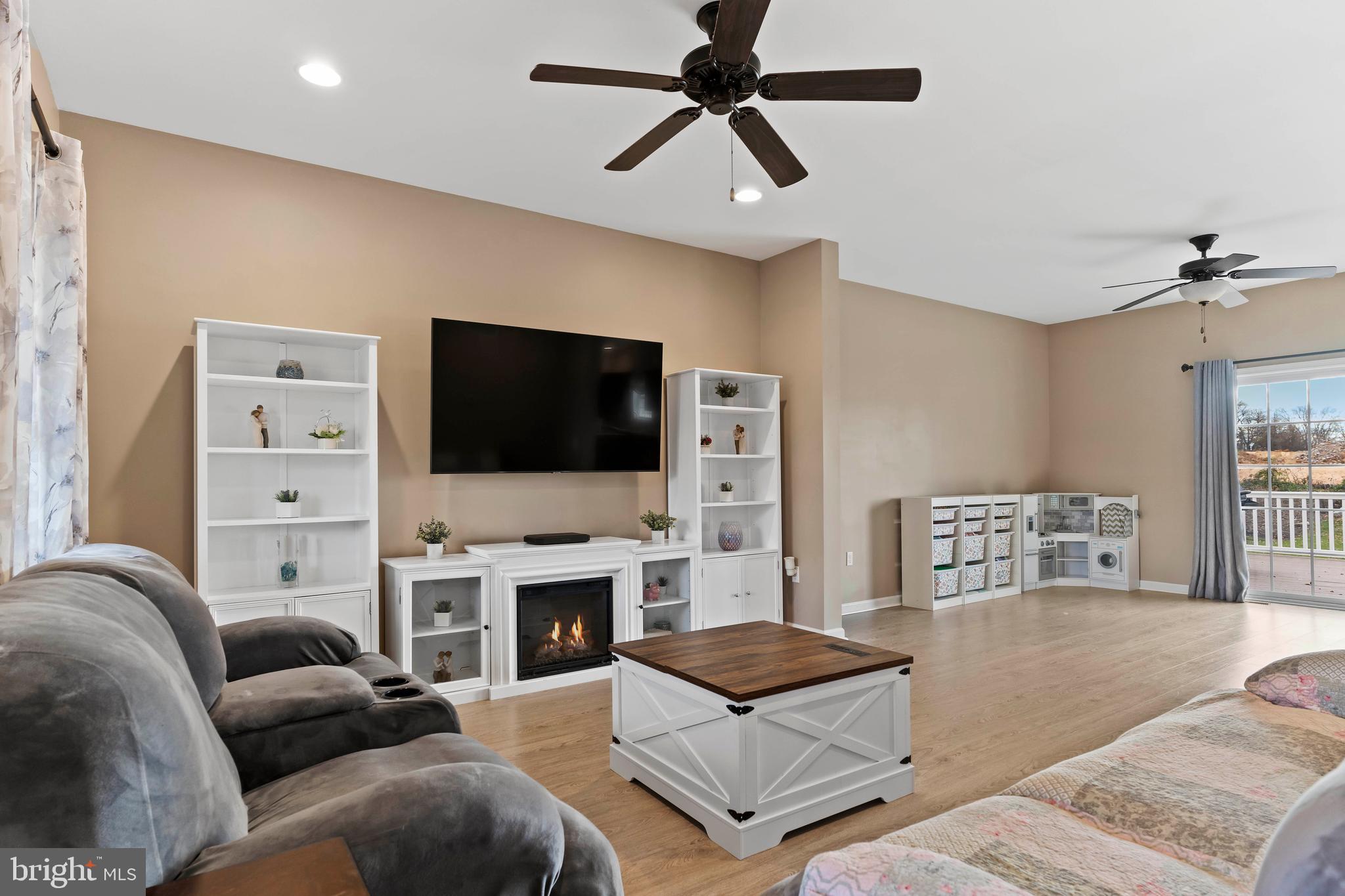 HIGHLANDS - Residential