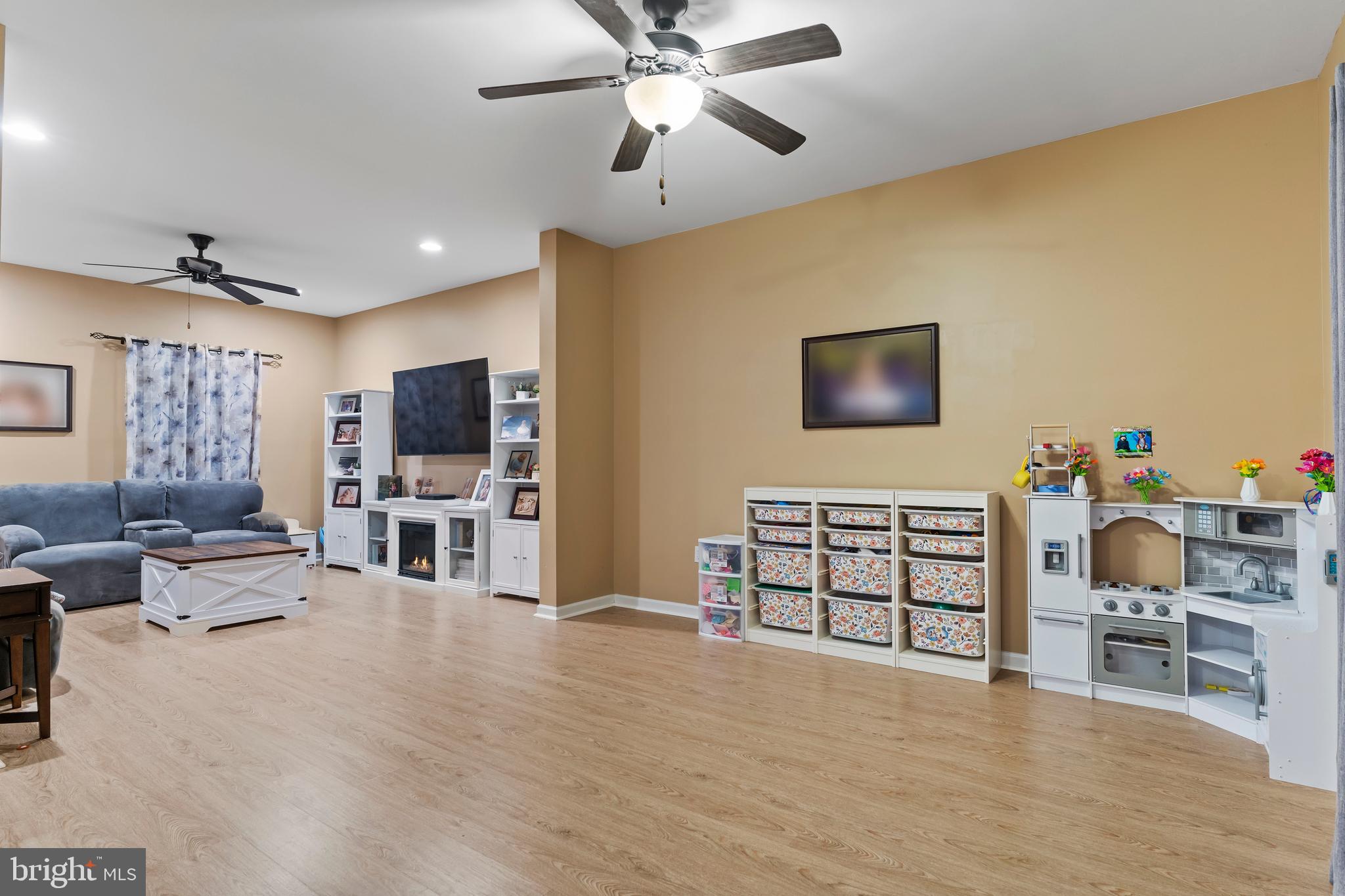 HIGHLANDS - Residential