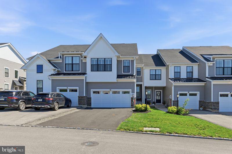 11 UMBRELL DRIVE