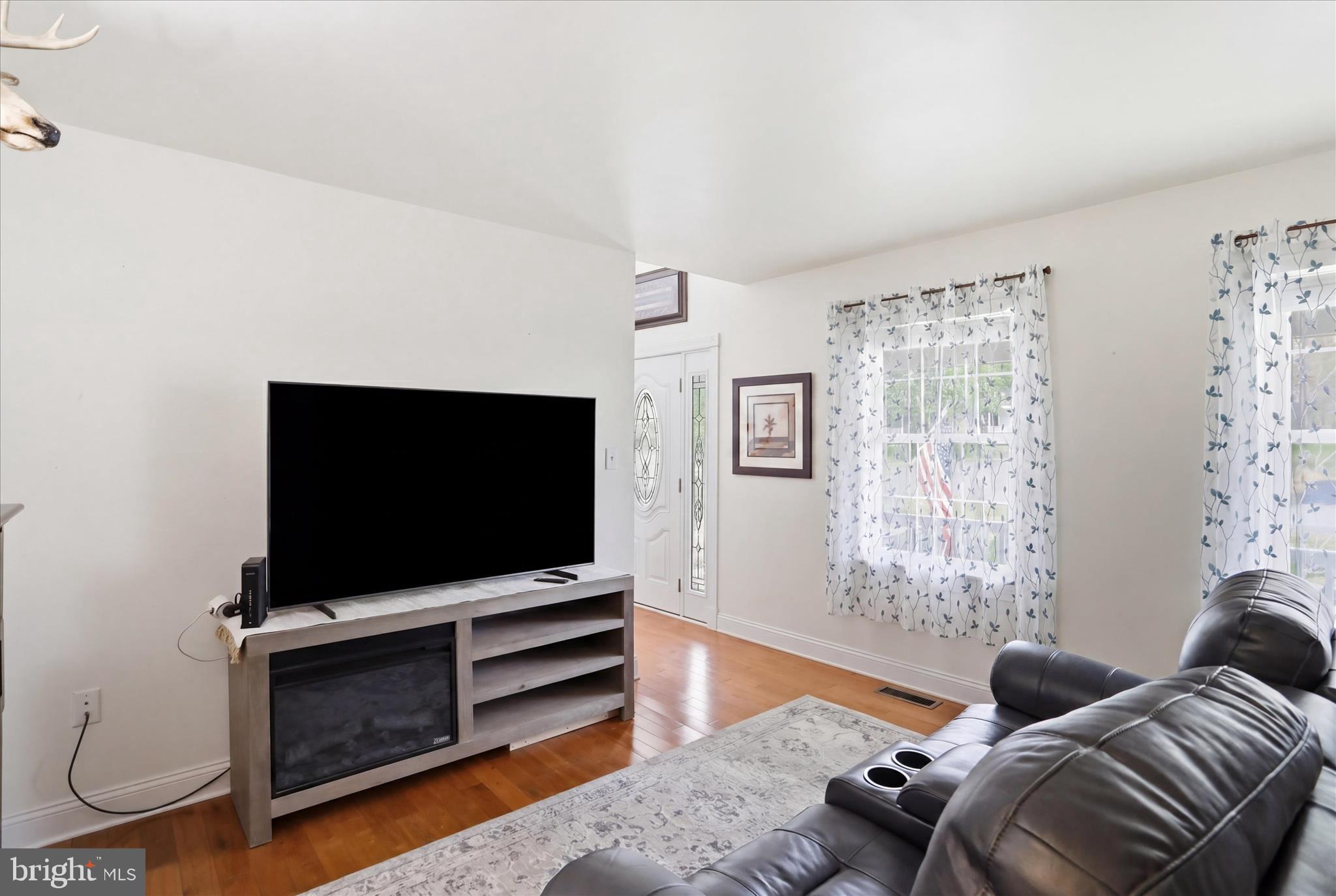 RAWLINGS HEIGHTS - Residential