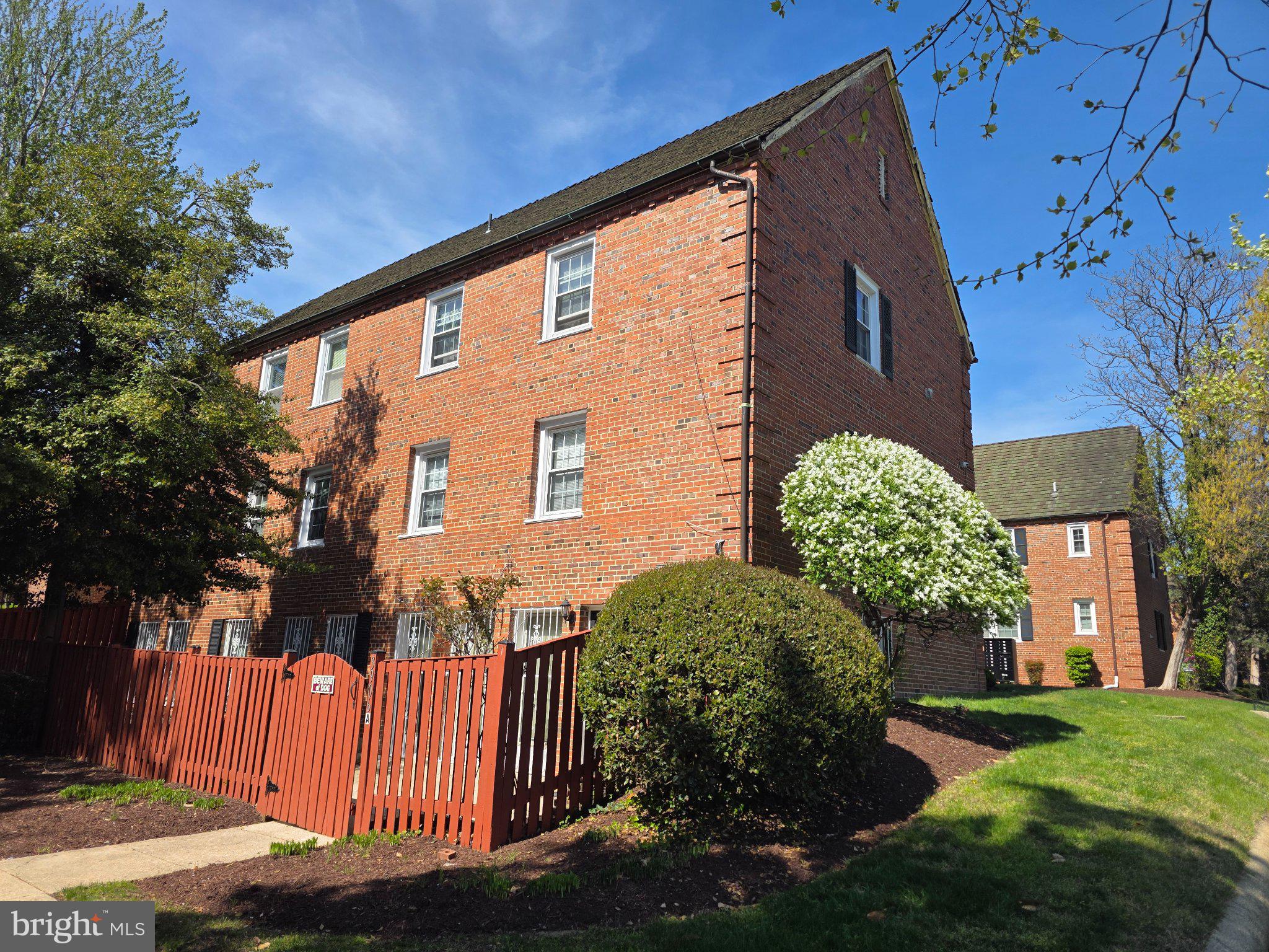 3906 SOUTHERN AVENUE SE A