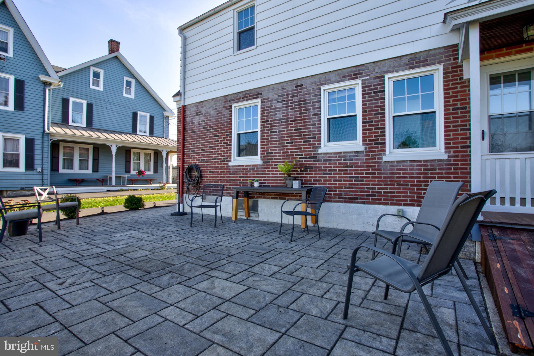 STRASBURG BOROUGH - Residential