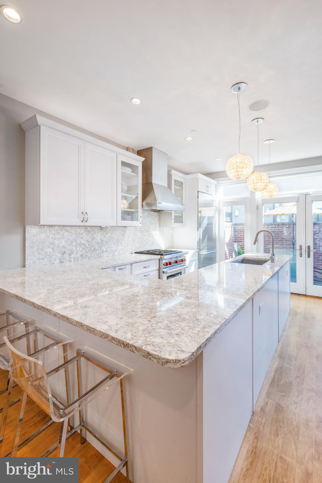 BELLA VISTA - Residential