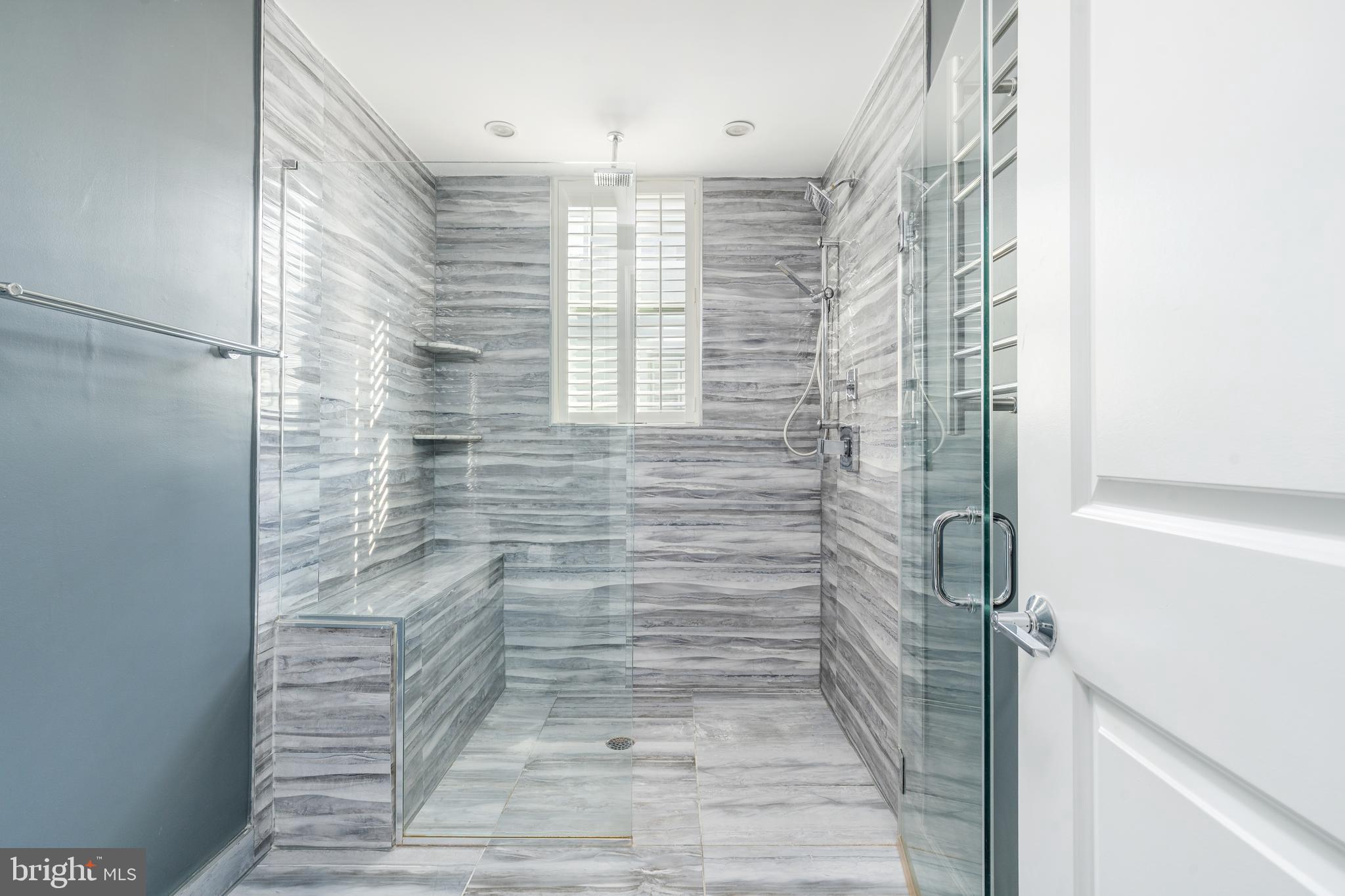 BELLA VISTA - Residential