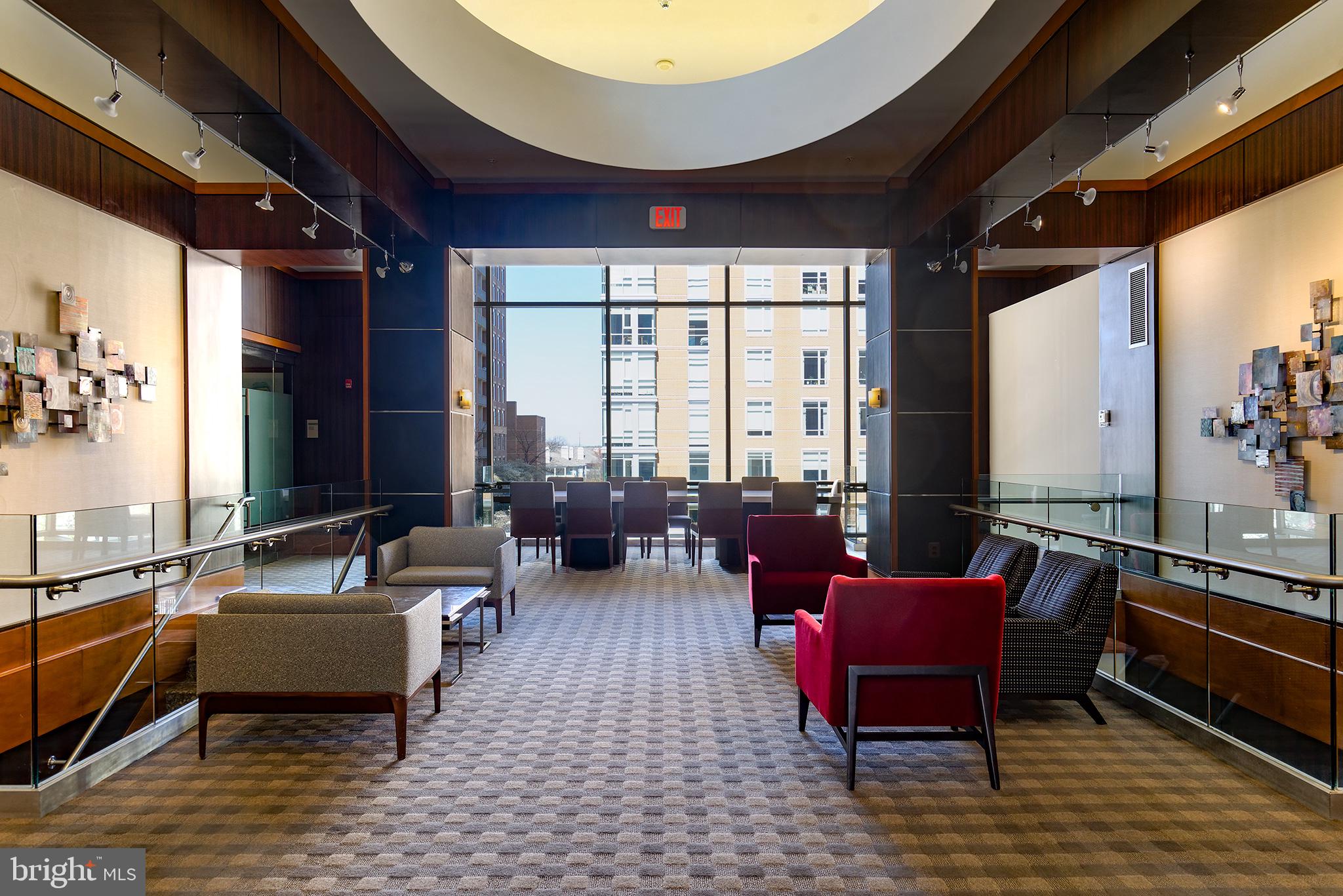 MIDTOWN AT RESTON TOWN CENTER - Residential