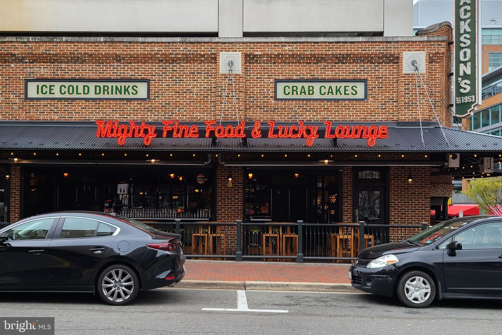 MIDTOWN AT RESTON TOWN CENTER - Residential