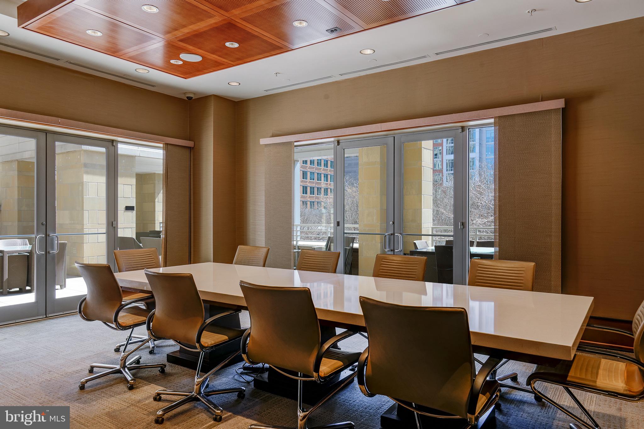 MIDTOWN AT RESTON TOWN CENTER - Residential