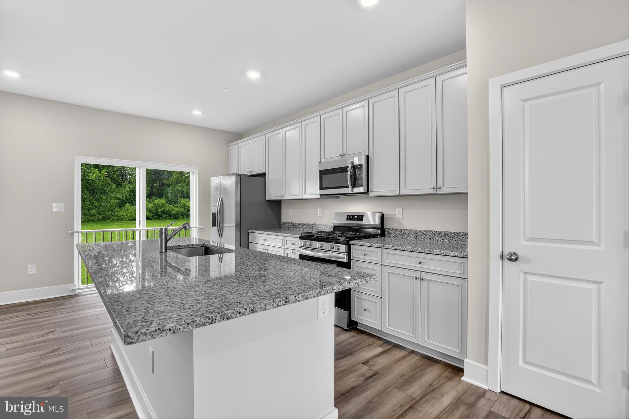 320 HACKLEY DRIVE