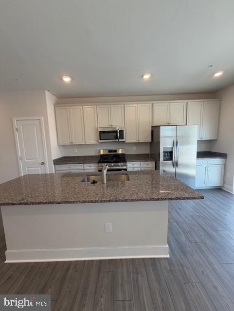 320 HACKLEY DRIVE