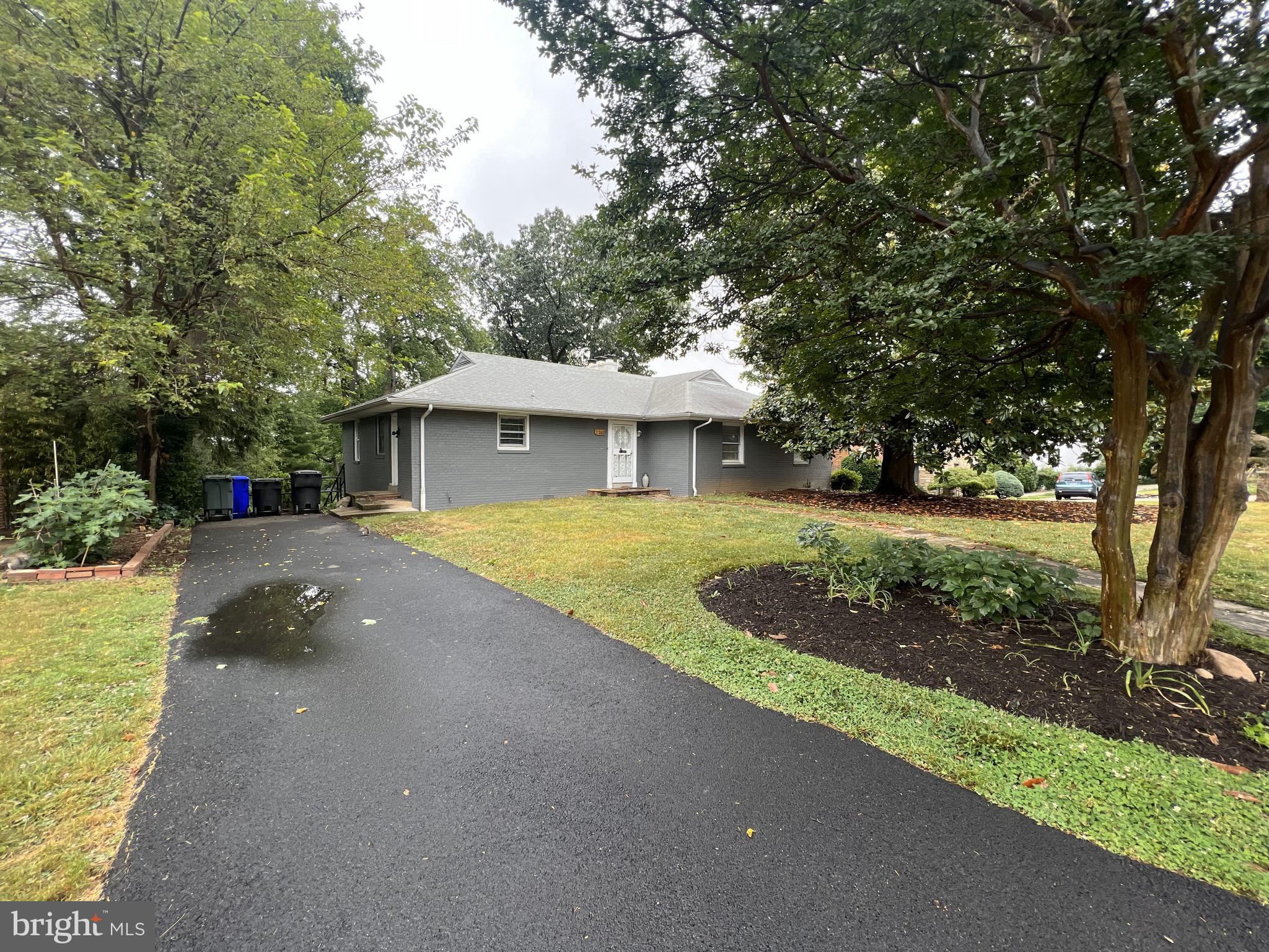 AURORA HILLS - Residential Lease