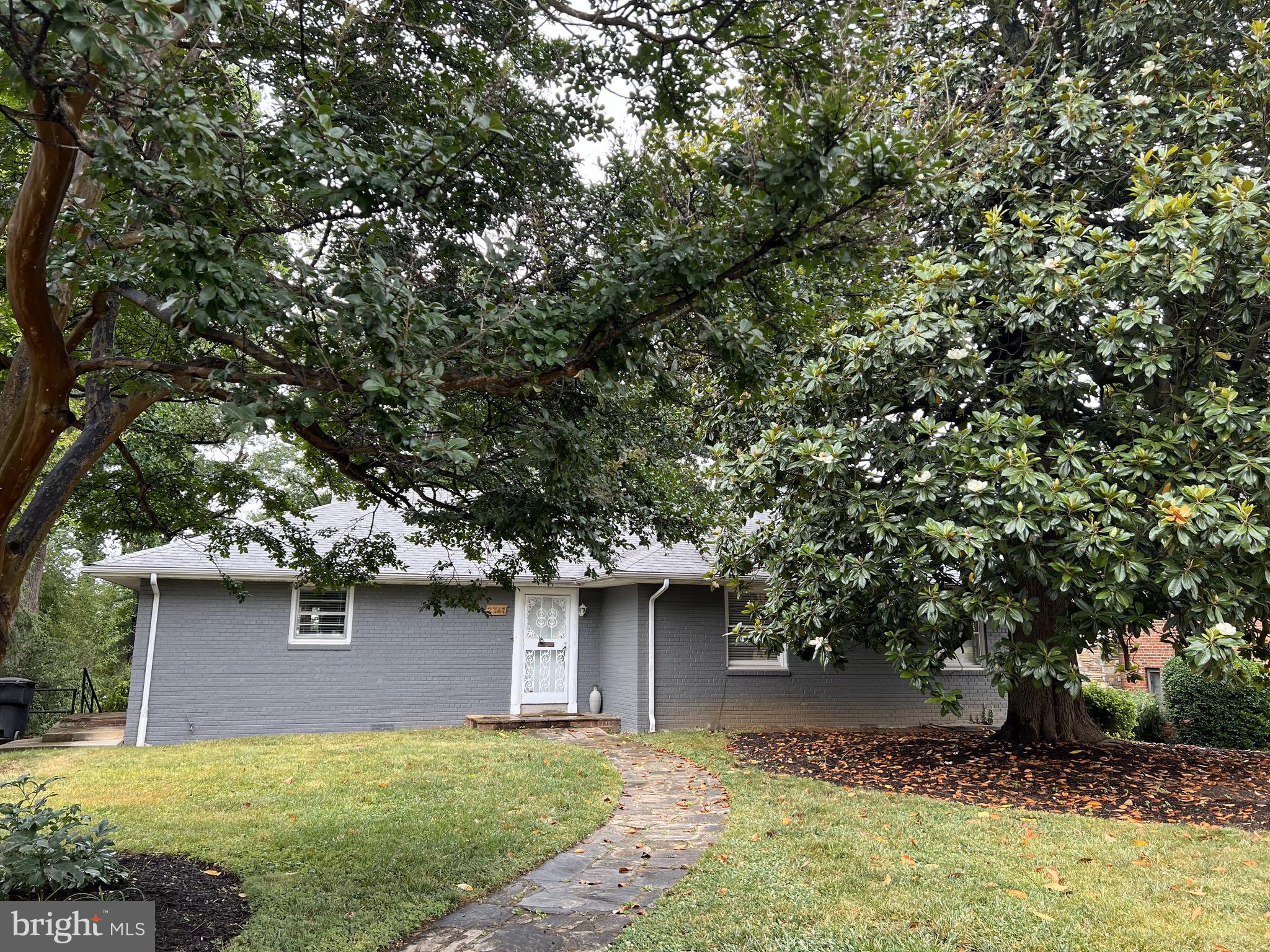 AURORA HILLS - Residential Lease