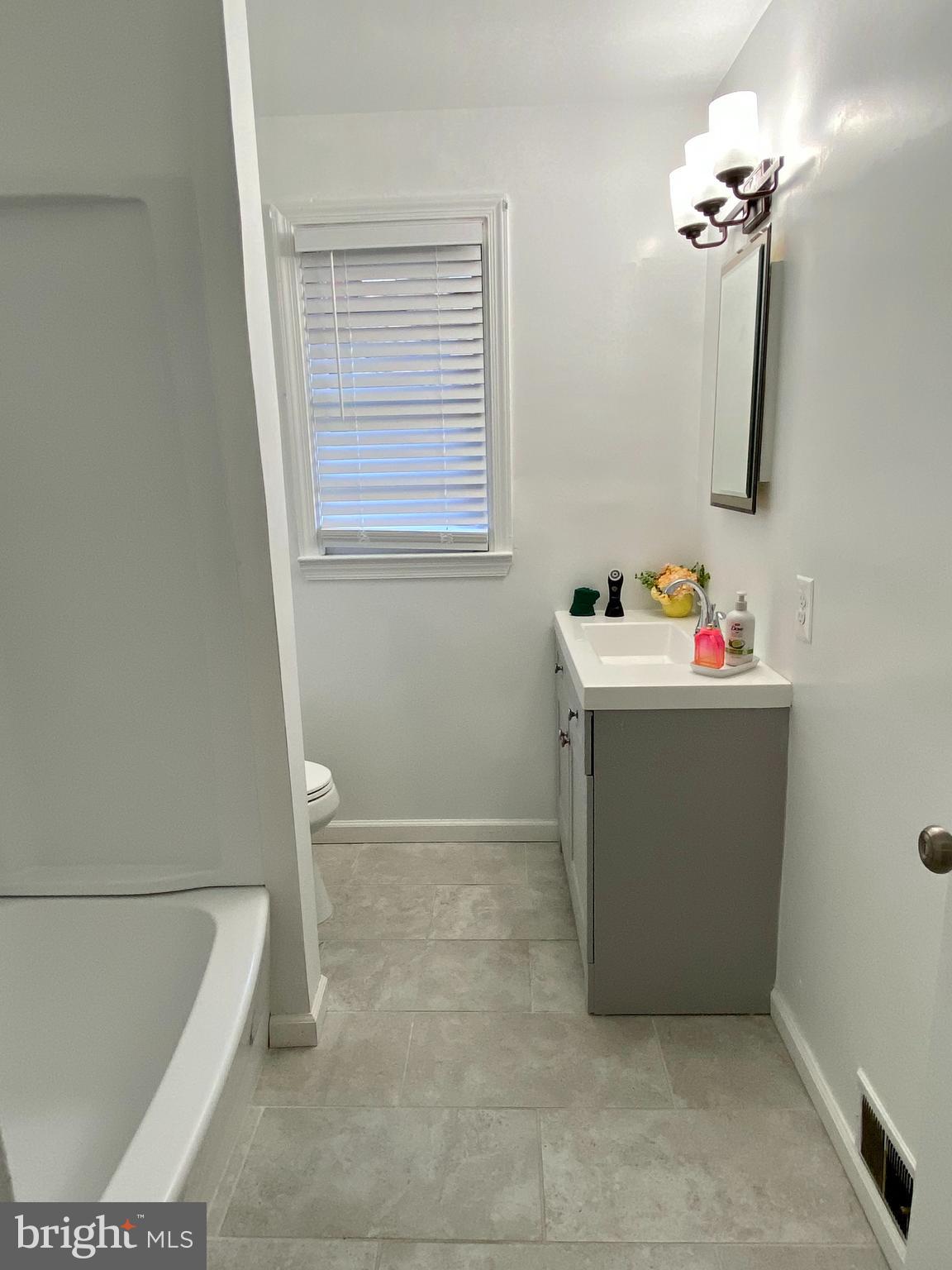 AURORA HILLS - Residential Lease