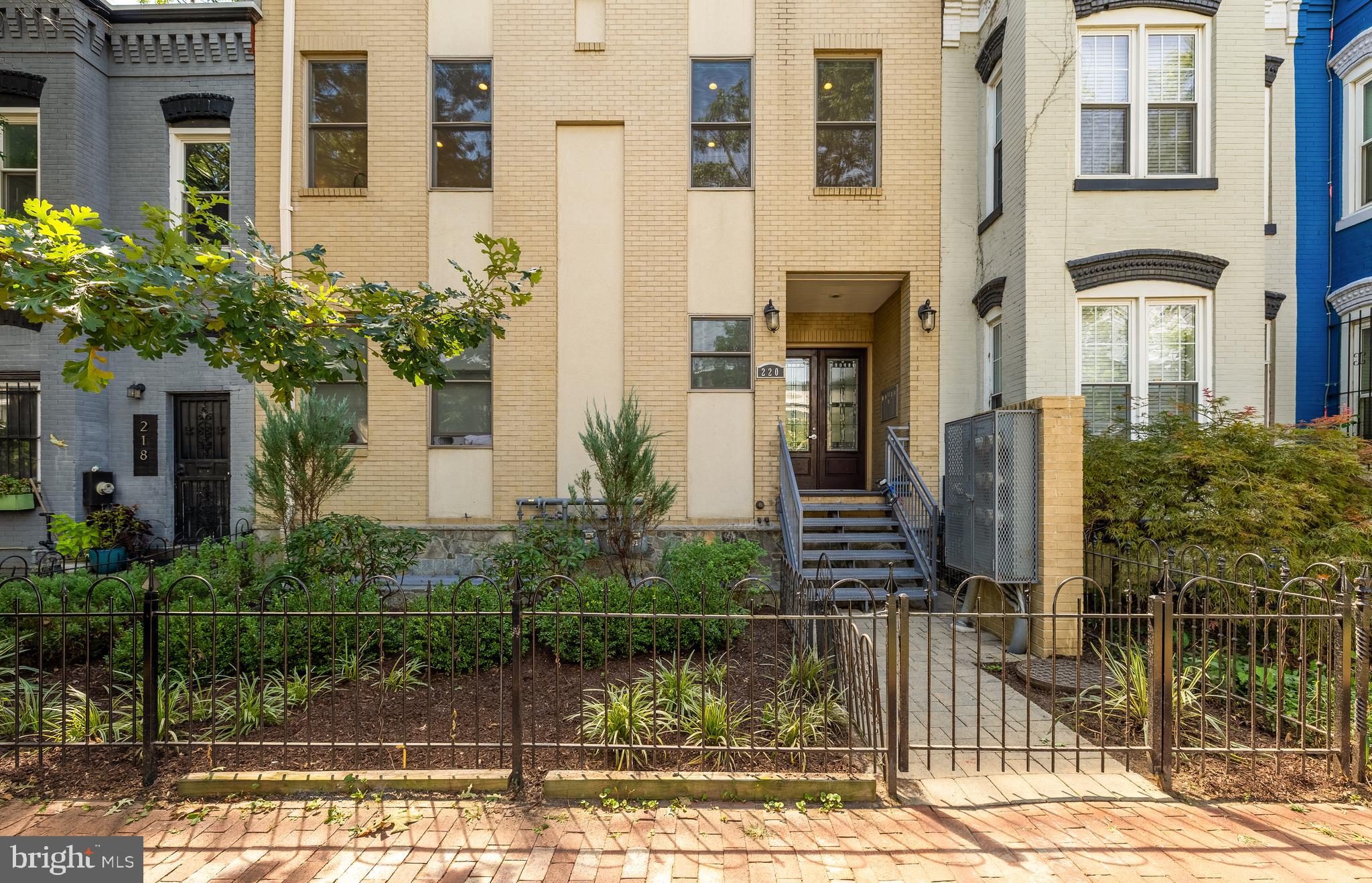 220 P STREET NW 3
