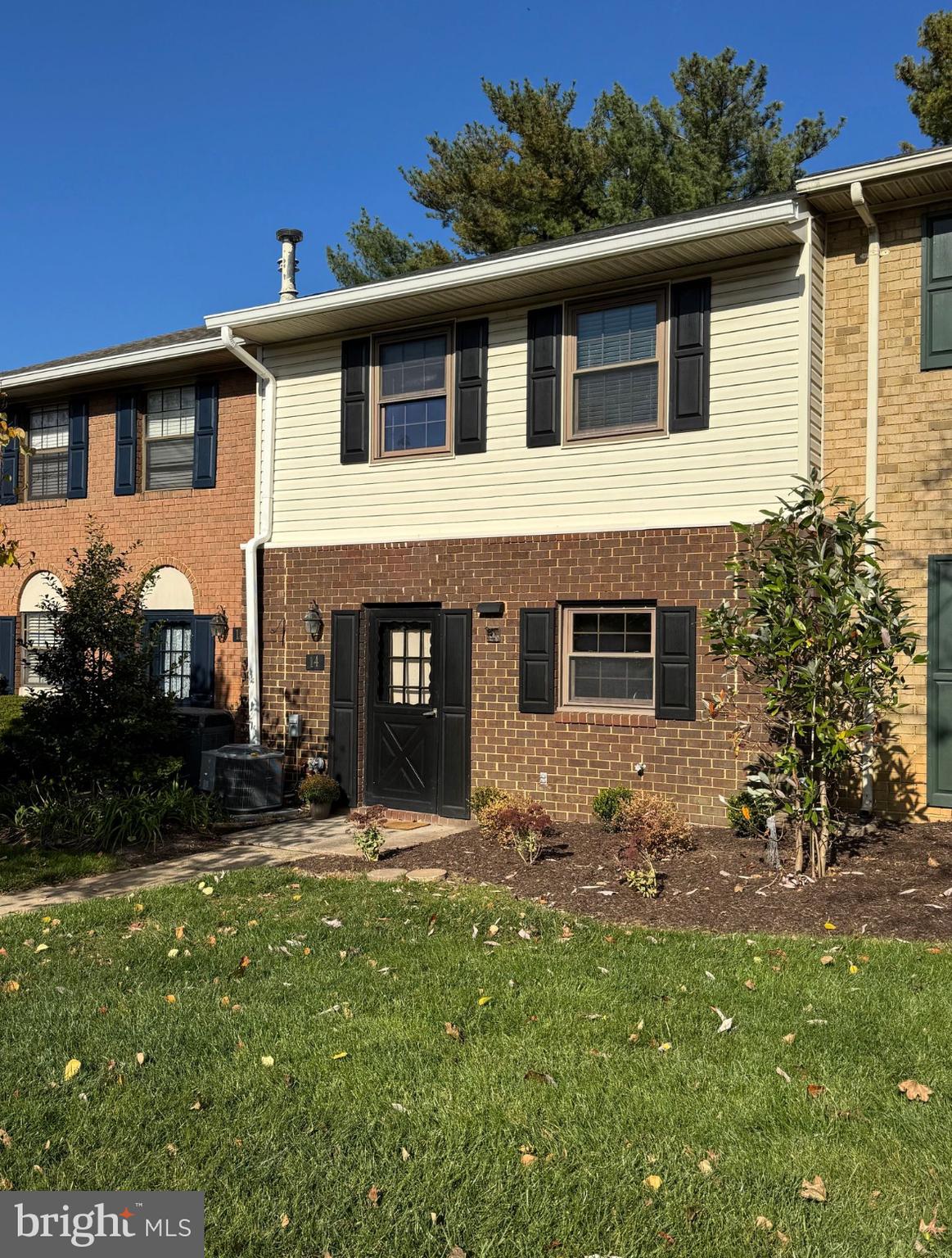 DULANEY TOWERS - Residential