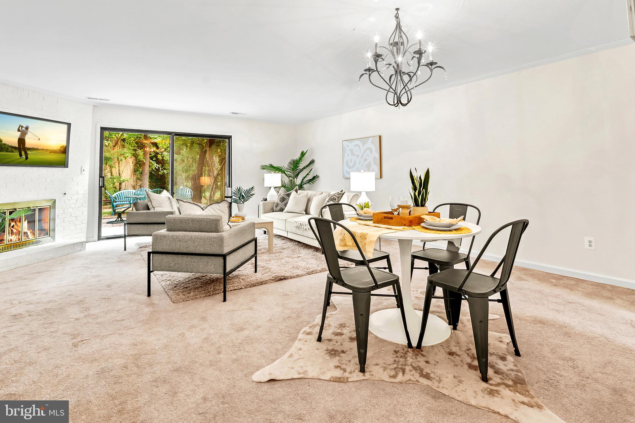 DULANEY TOWERS - Residential