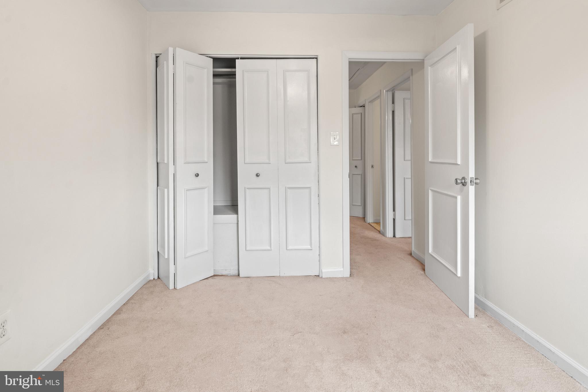 DULANEY TOWERS - Residential