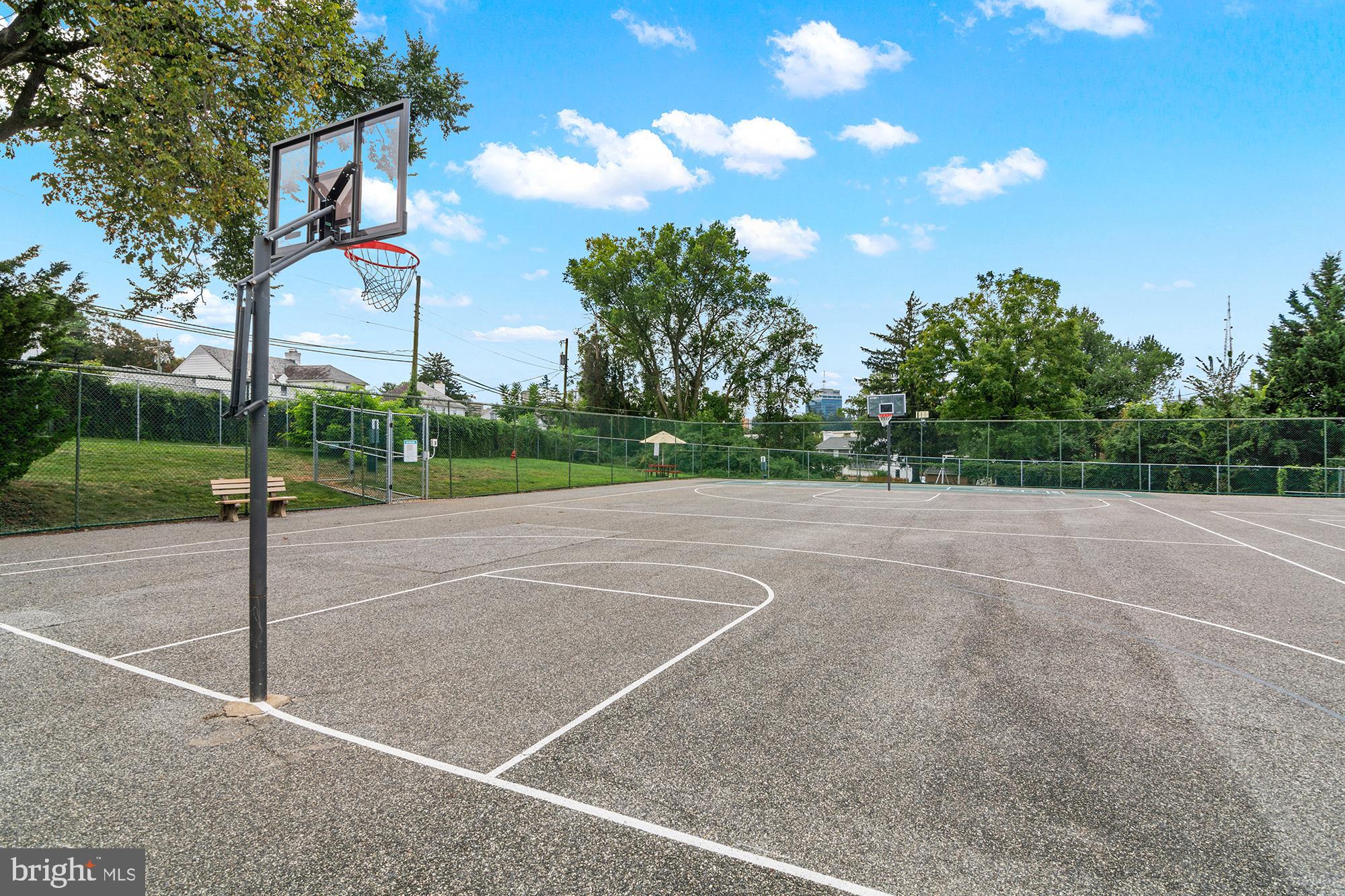 DULANEY TOWERS - Residential