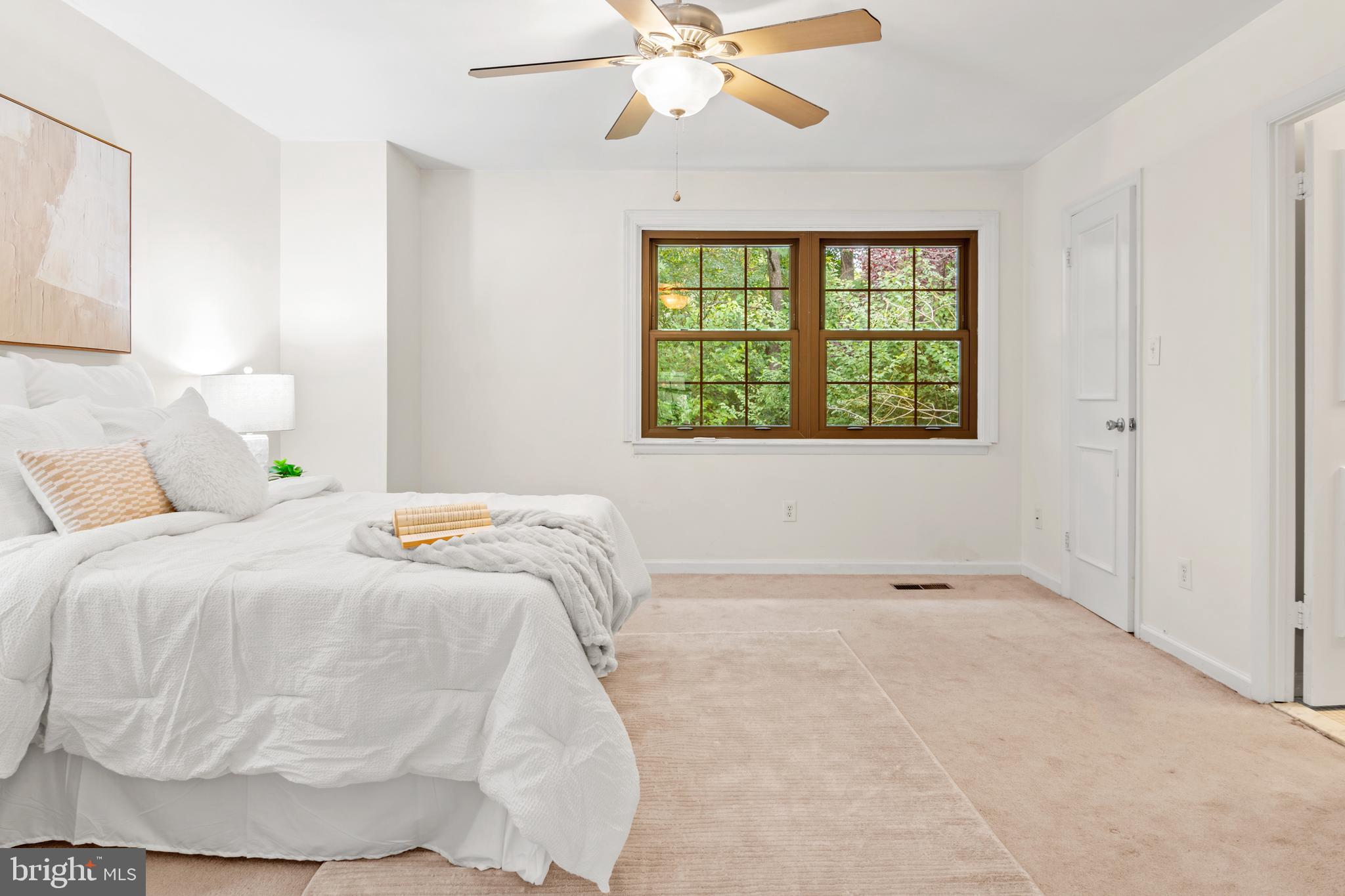 DULANEY TOWERS - Residential