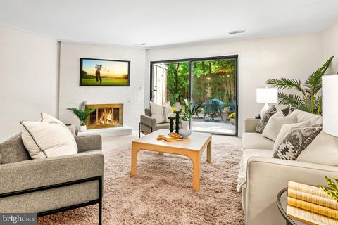 14 BARDEEN COURT TOWSON MD 21204