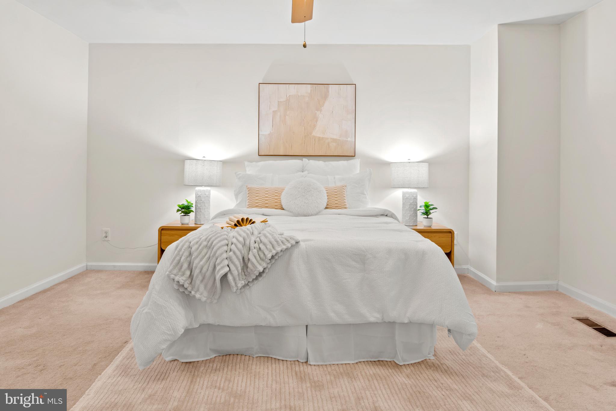 DULANEY TOWERS - Residential