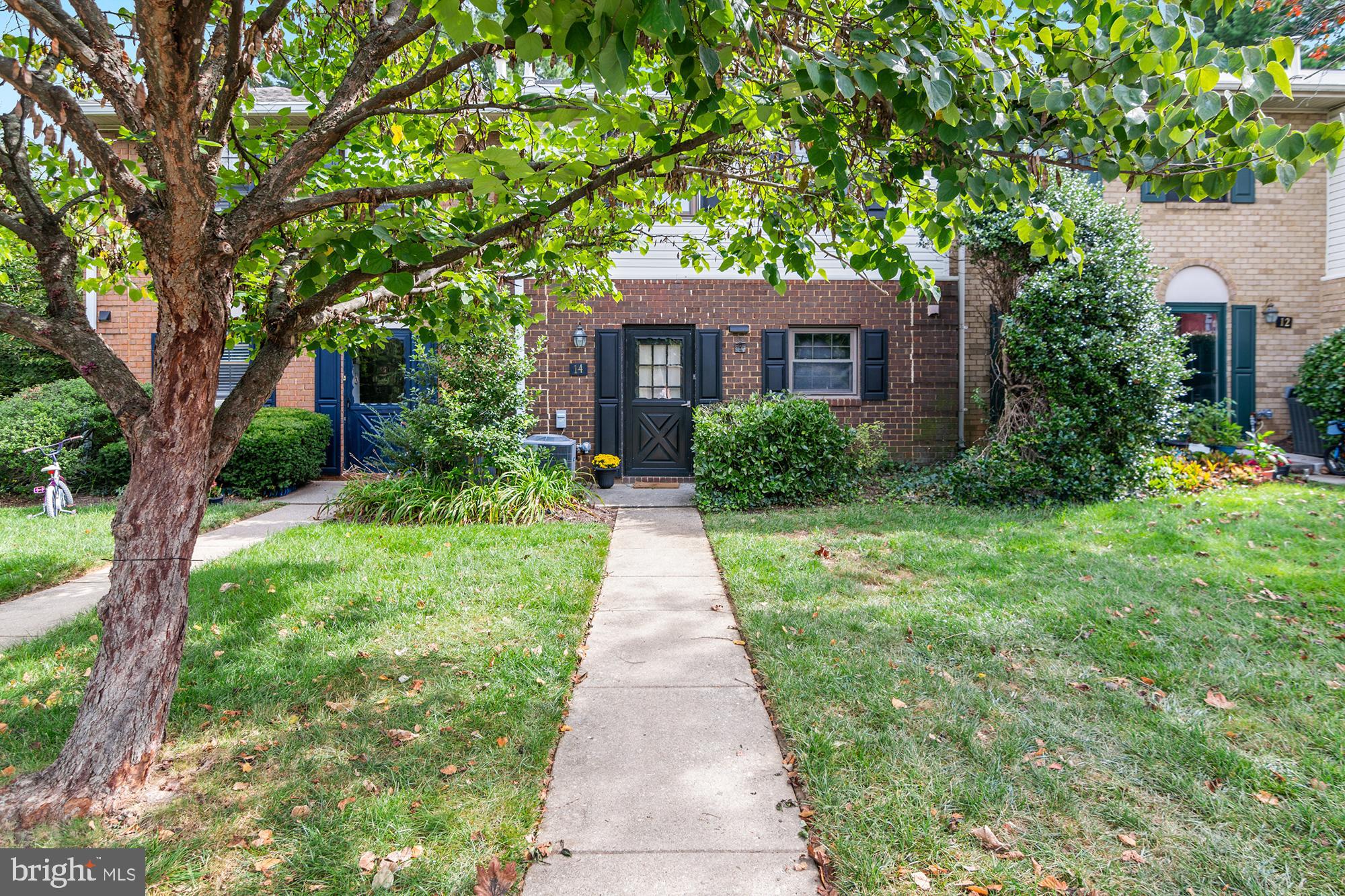 14 BARDEEN COURT 14