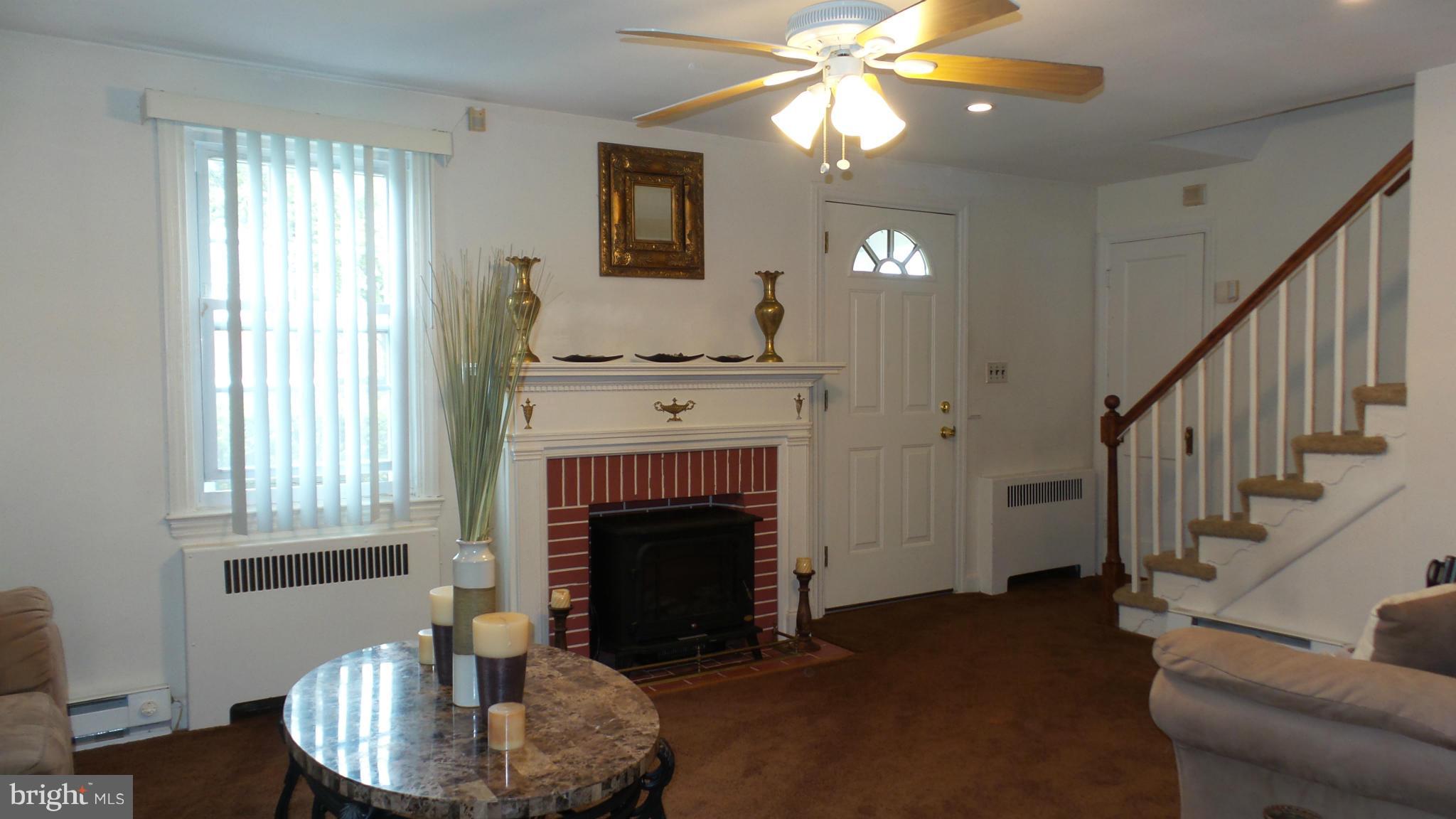 COLONIAL VILLAGE - Residential