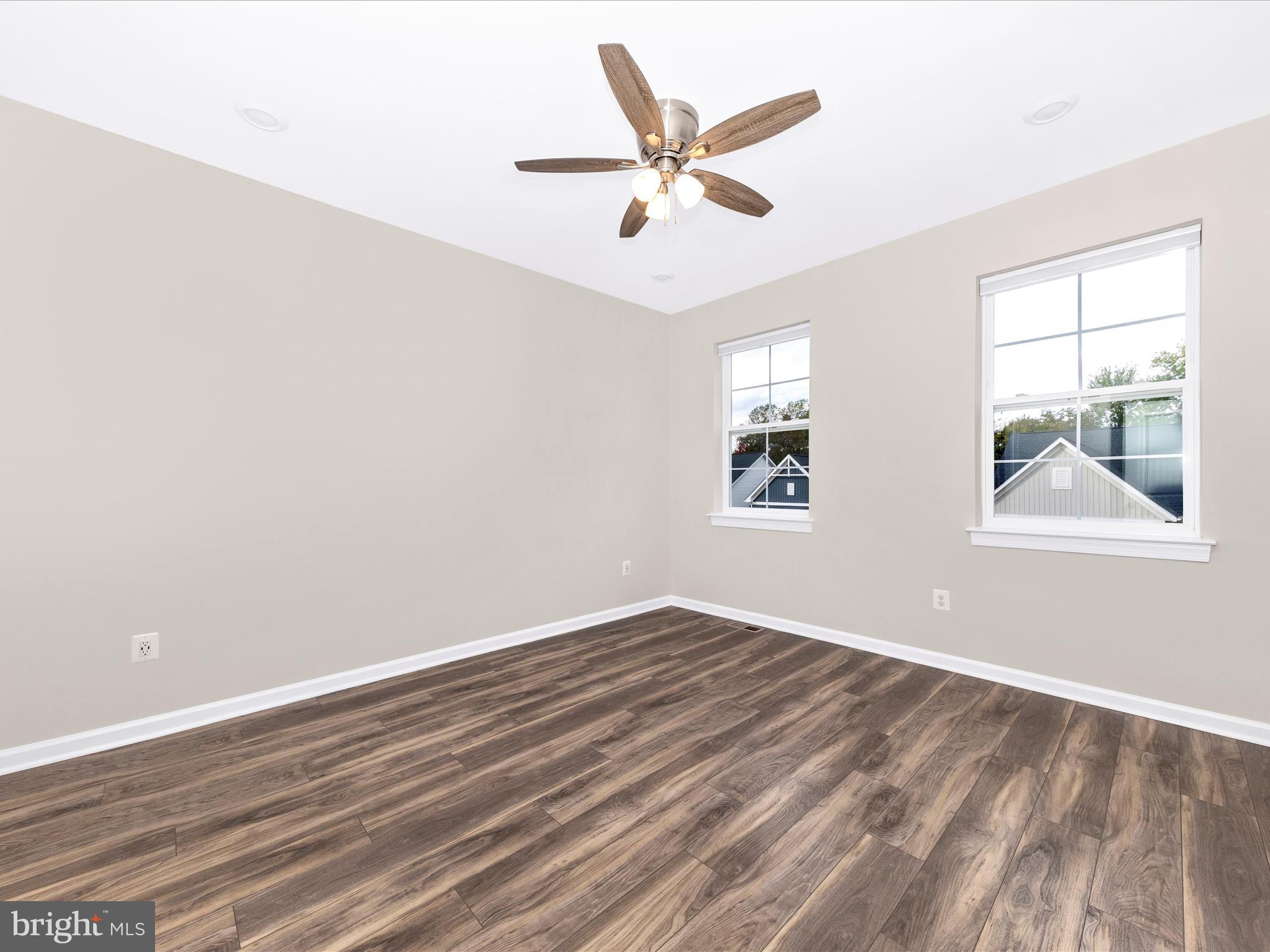 QUINCE ORCHARD - Residential