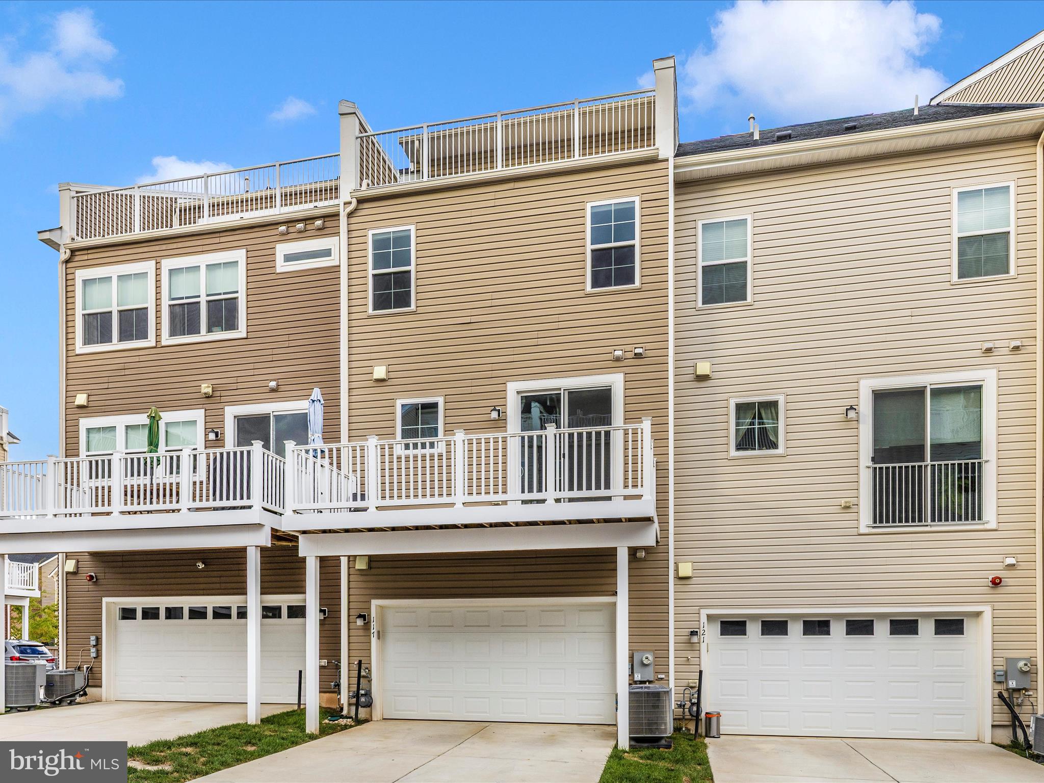 QUINCE ORCHARD - Residential