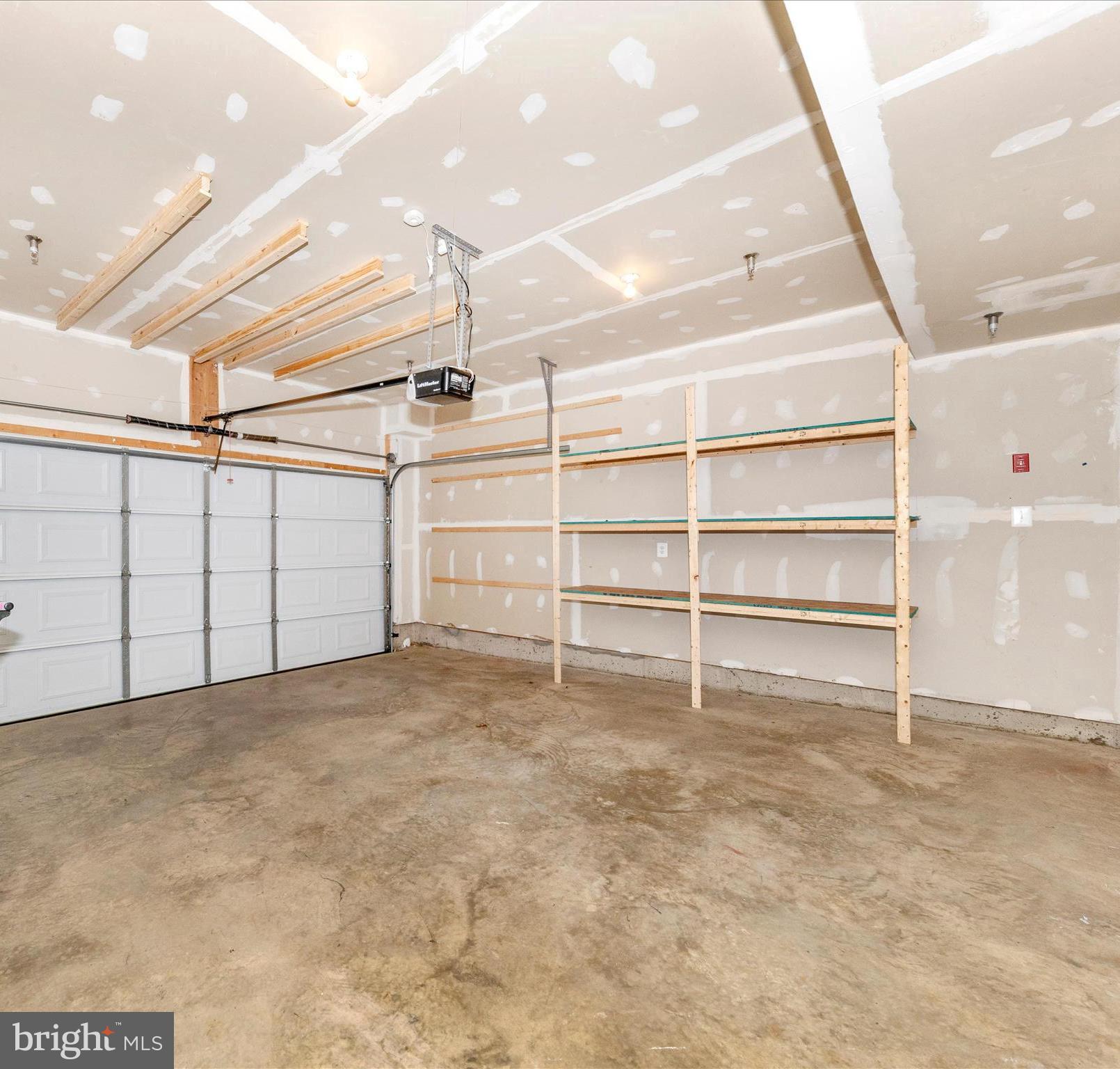 QUINCE ORCHARD - Residential