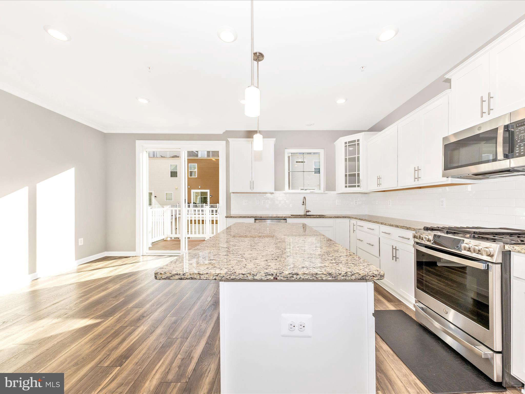 QUINCE ORCHARD - Residential