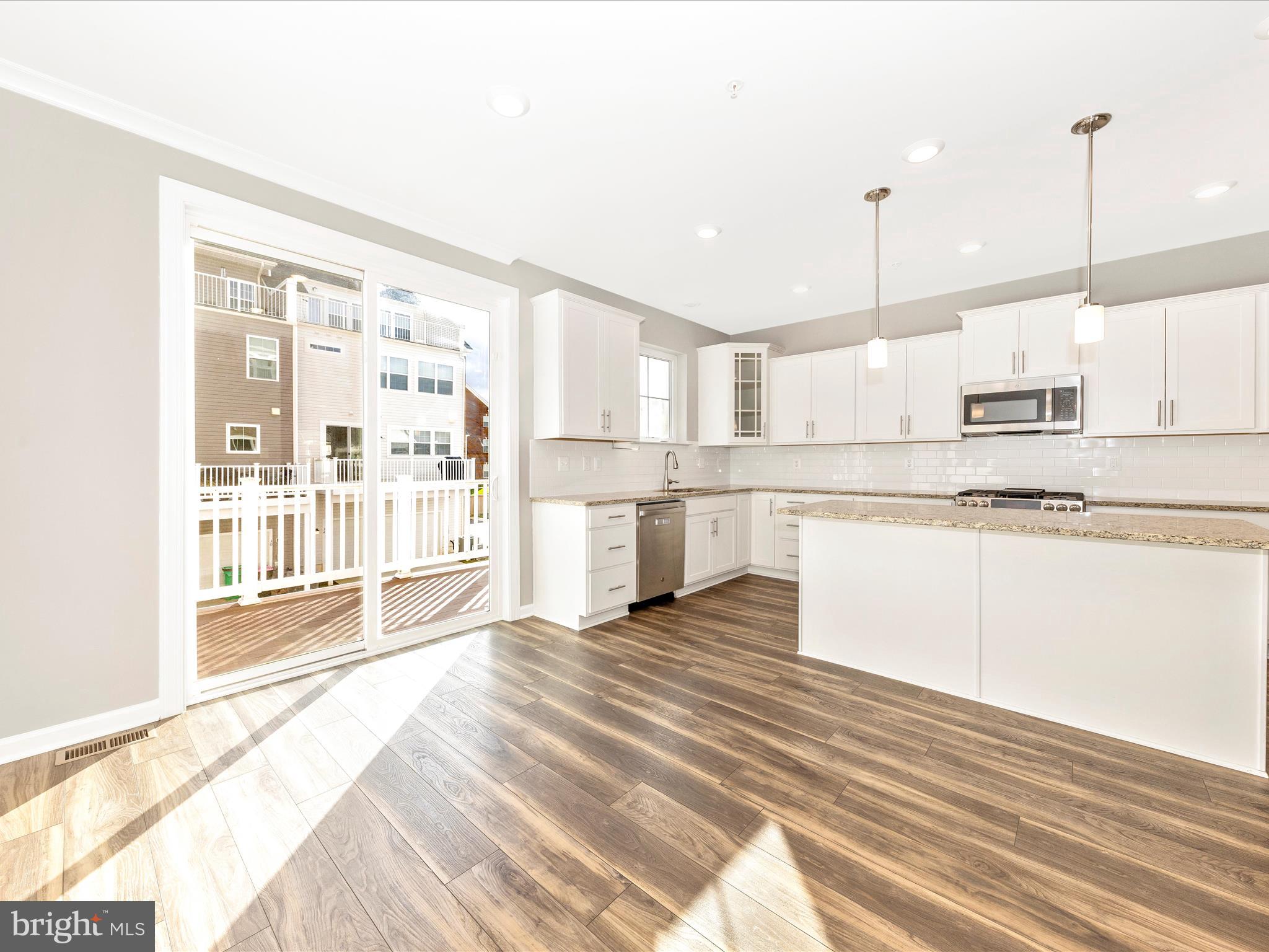 QUINCE ORCHARD - Residential