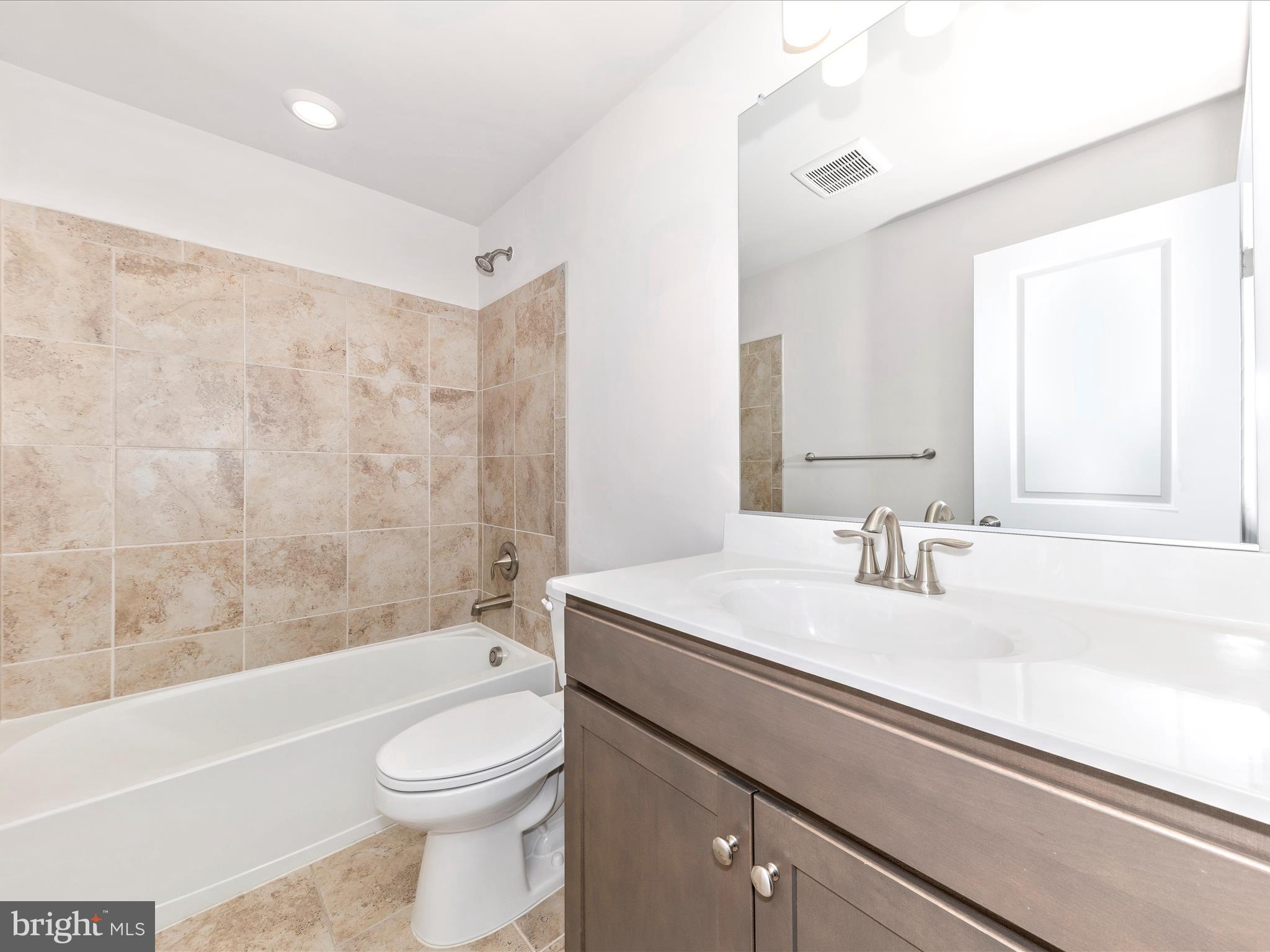 QUINCE ORCHARD - Residential