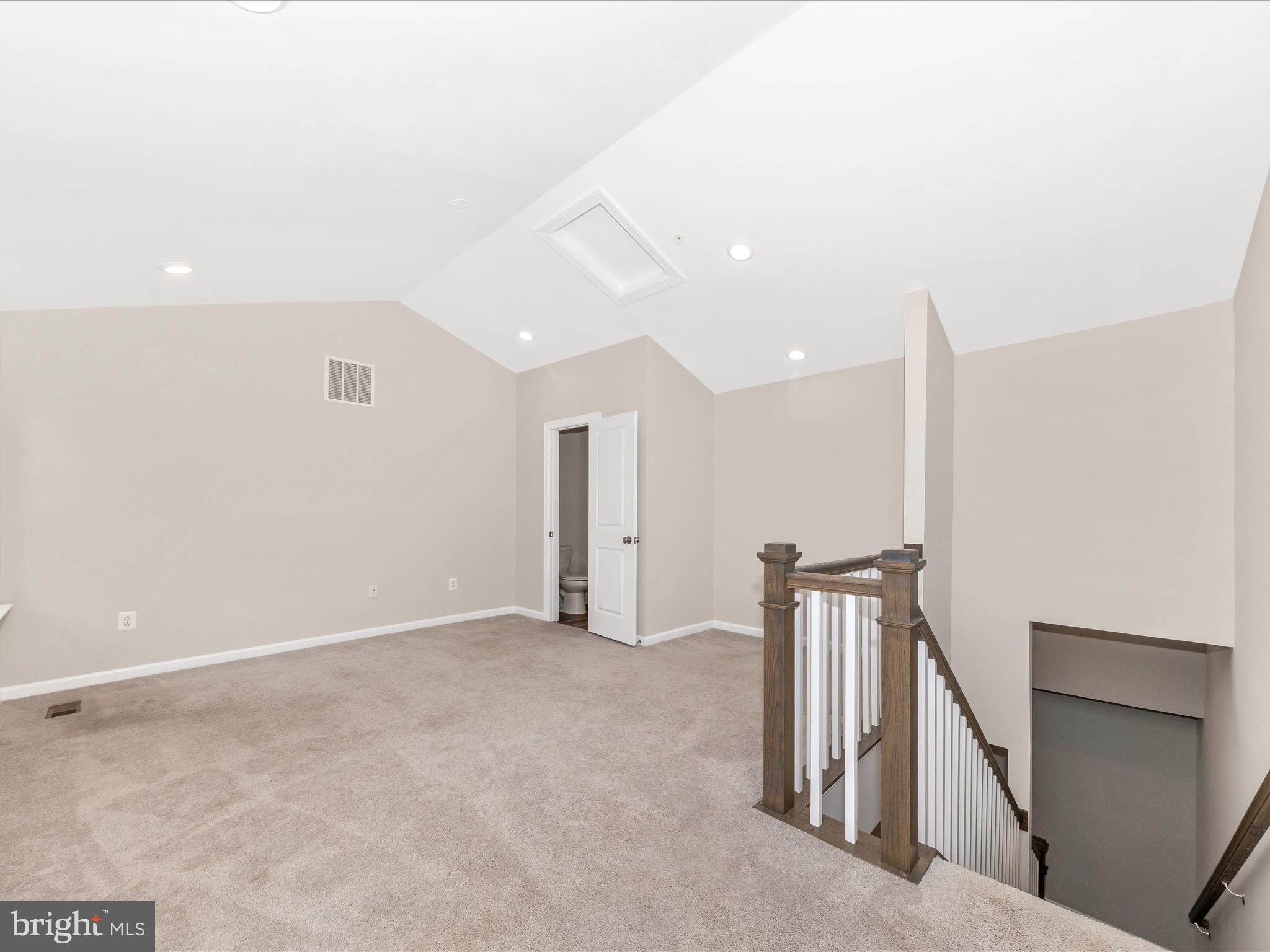 QUINCE ORCHARD - Residential