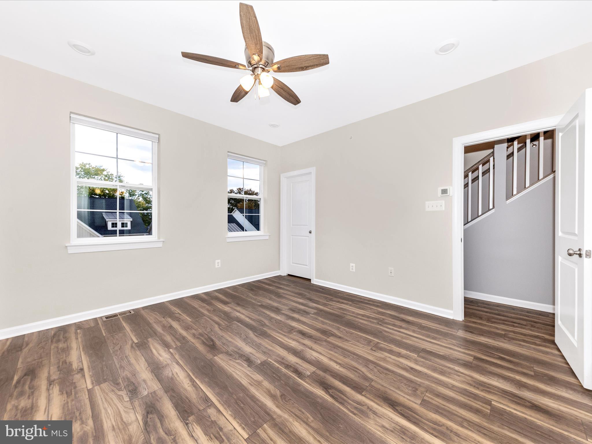 QUINCE ORCHARD - Residential