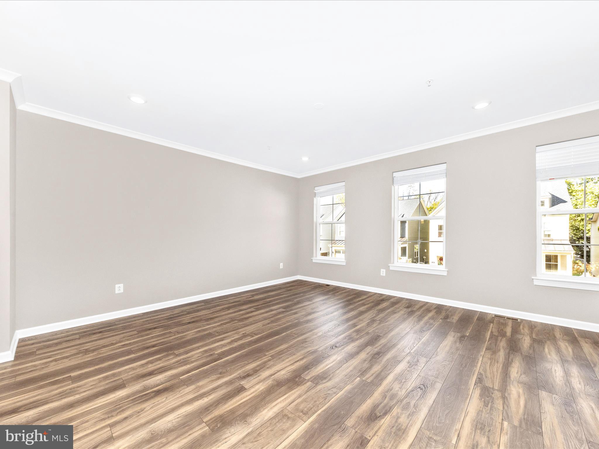 QUINCE ORCHARD - Residential