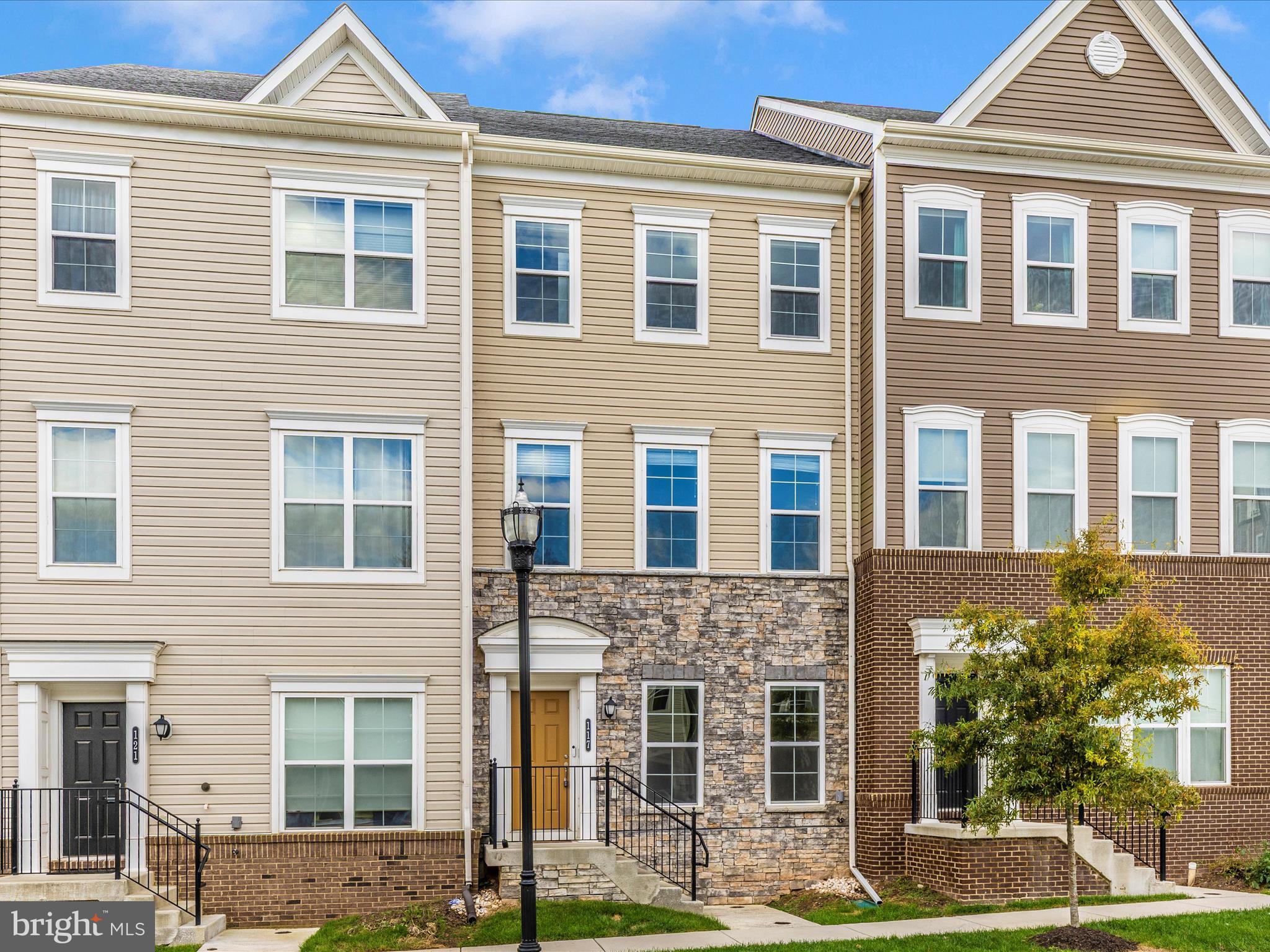 QUINCE ORCHARD - Residential