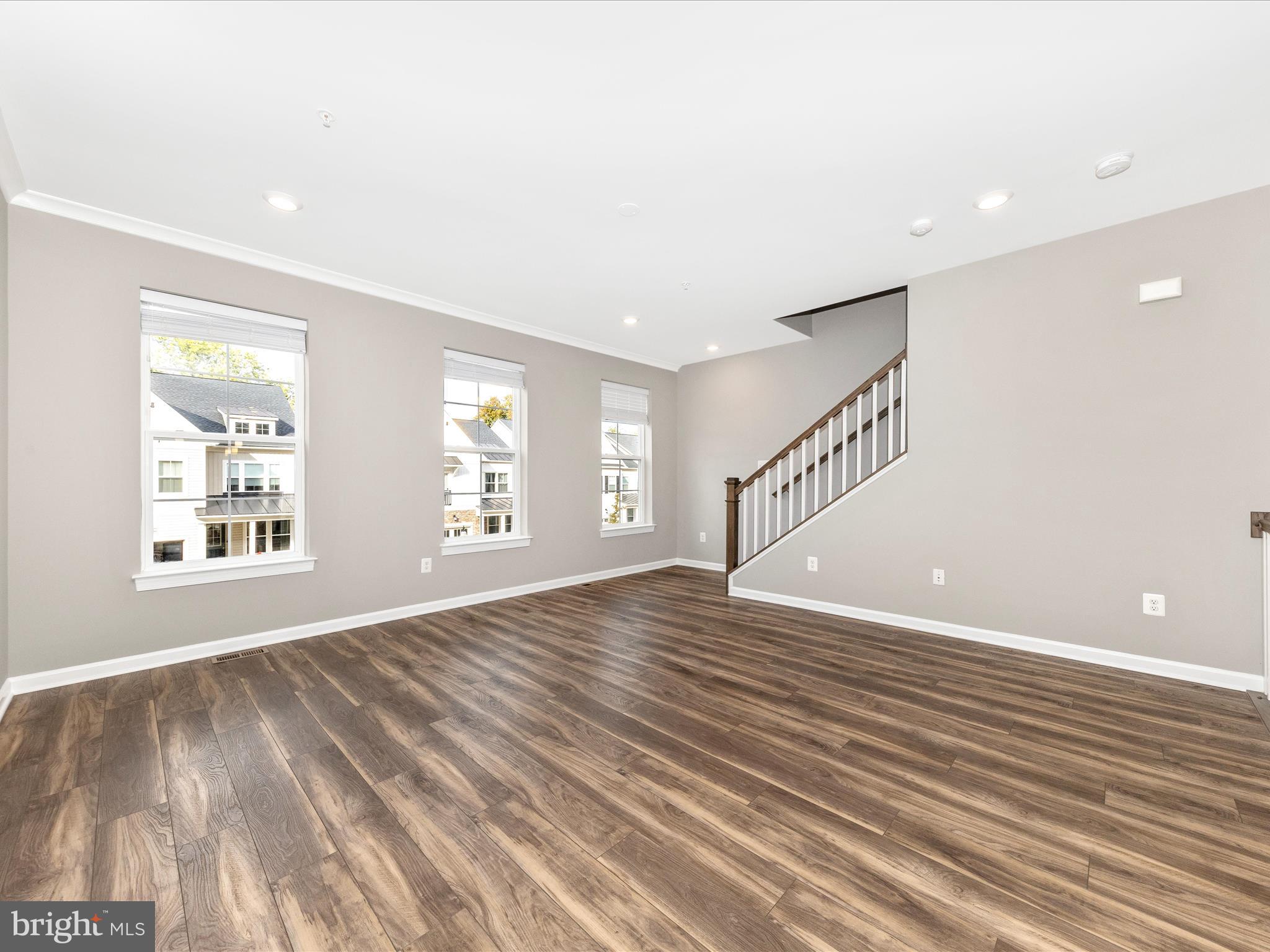 QUINCE ORCHARD - Residential