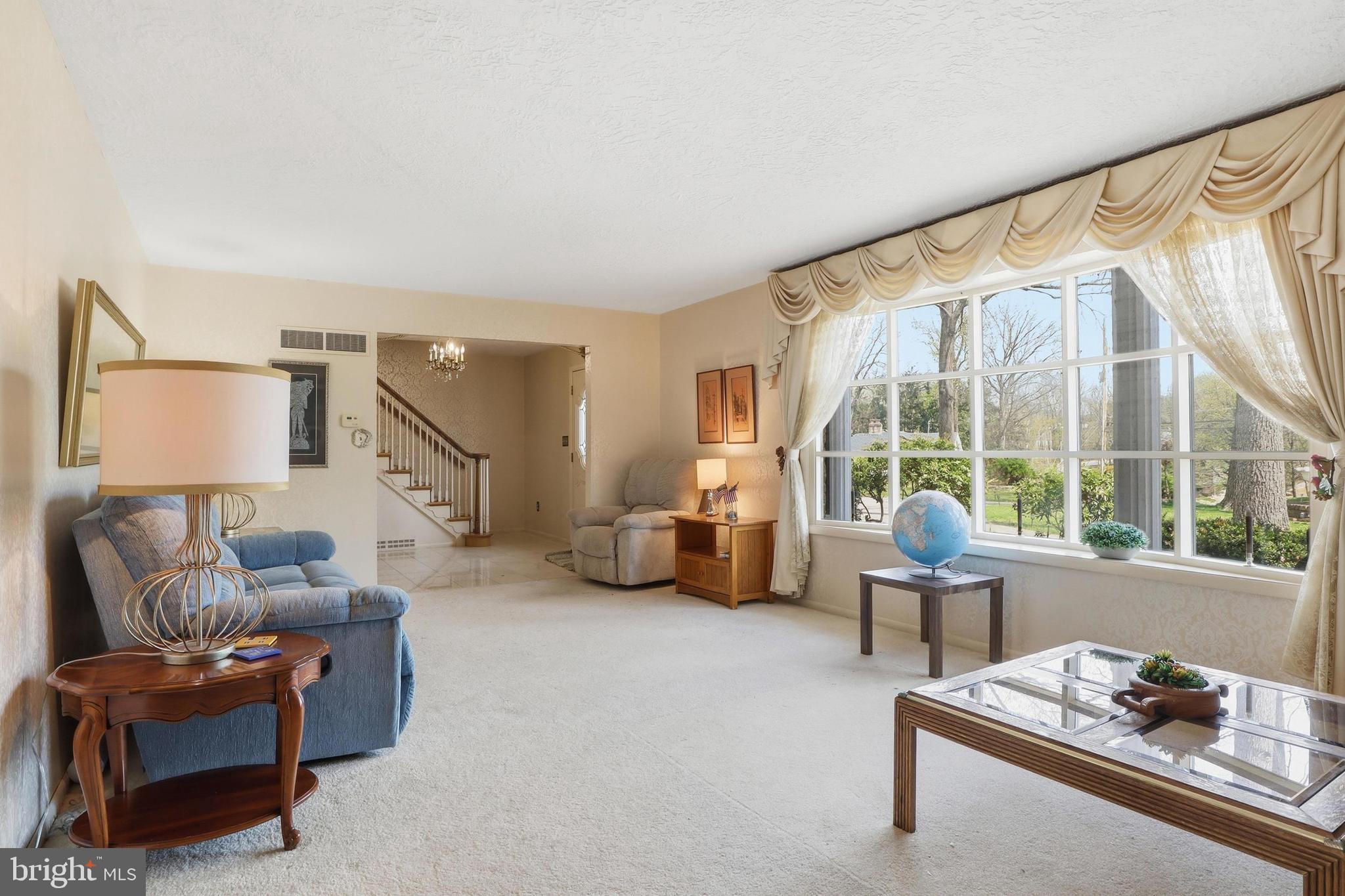 SHERWOOD FOREST - Residential