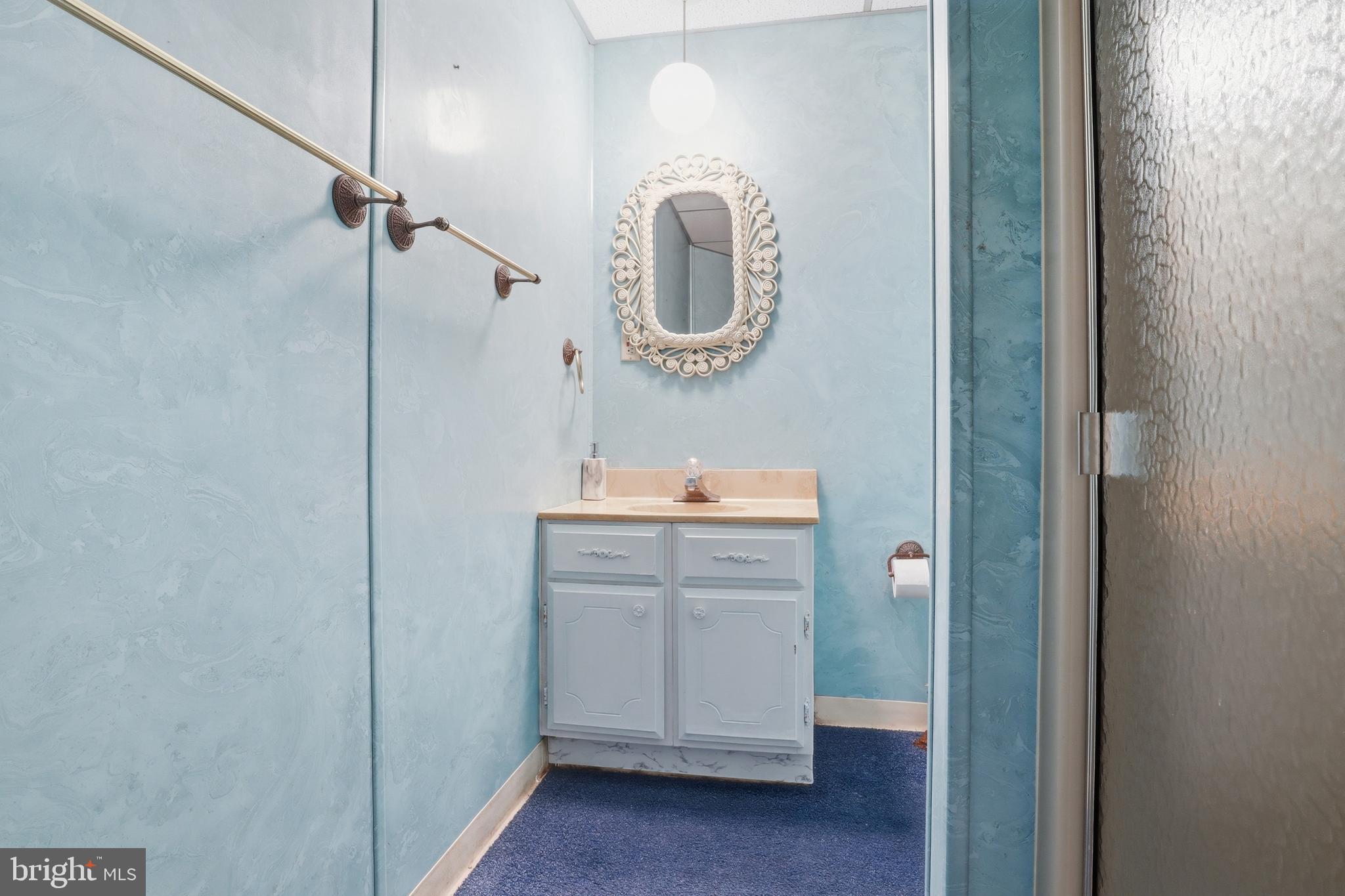 SHERWOOD FOREST - Residential