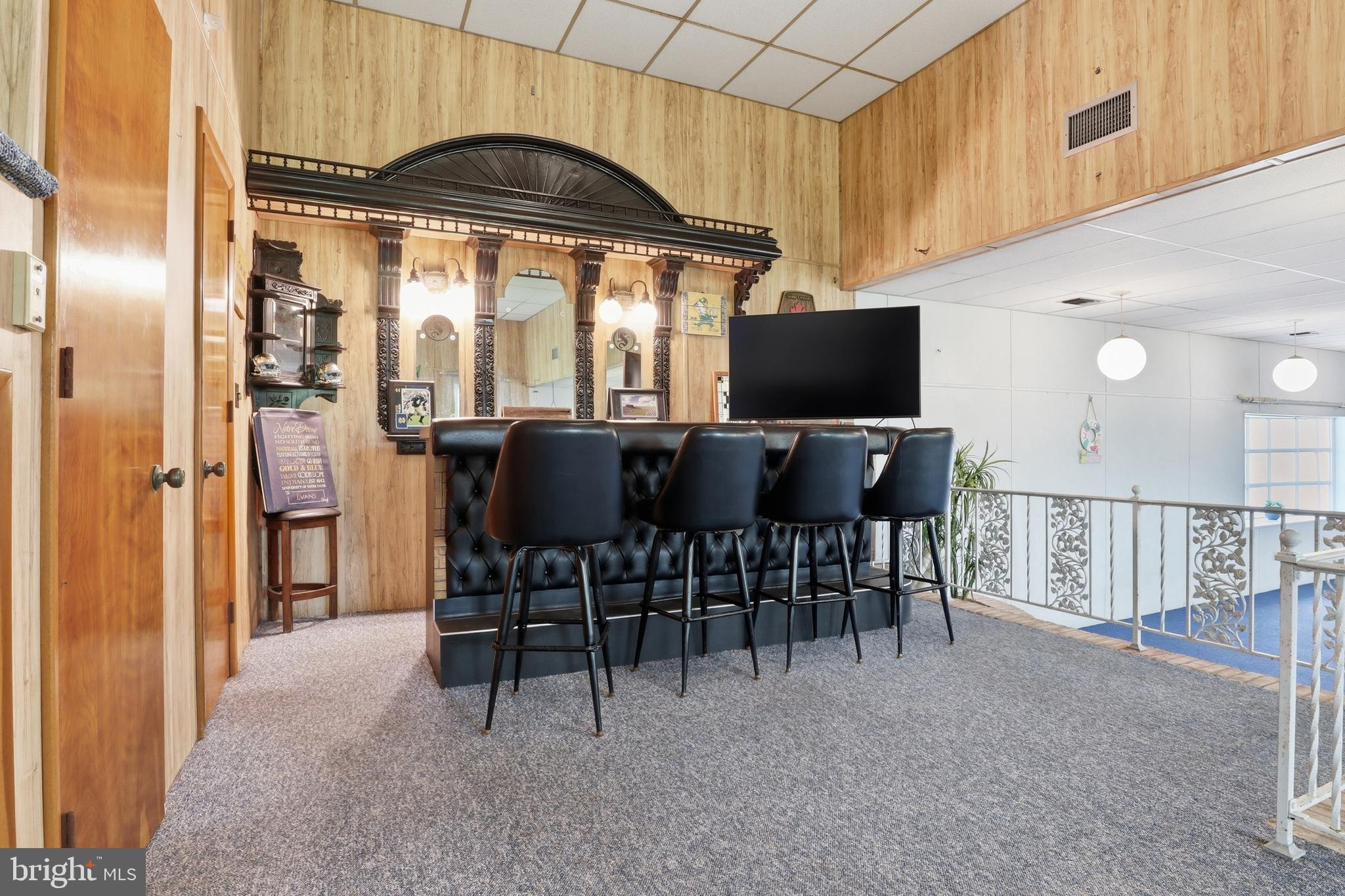 SHERWOOD FOREST - Residential